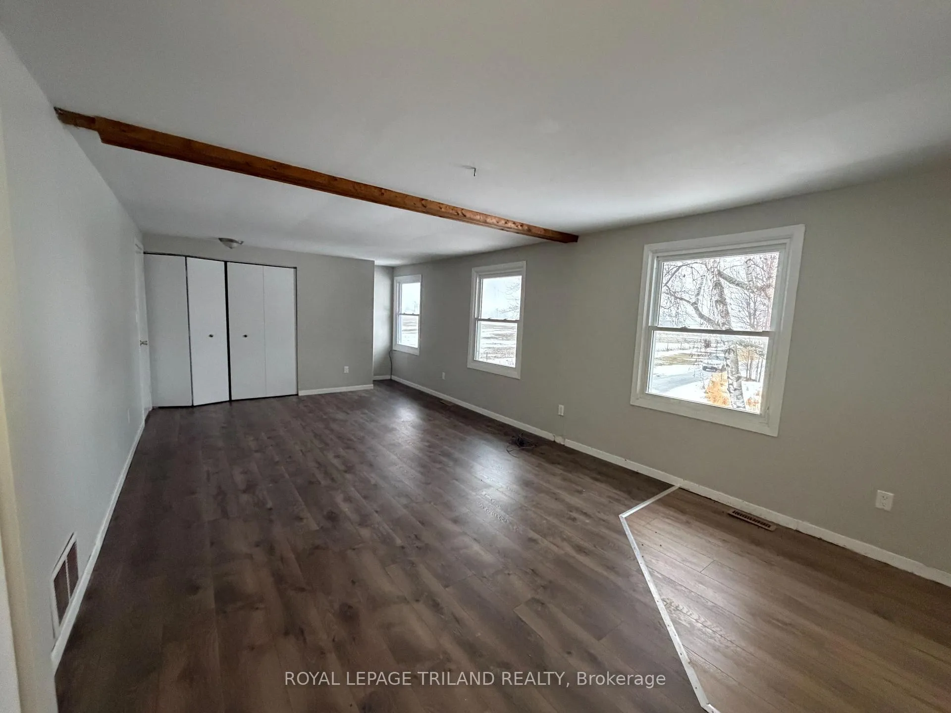 Photo 2 of 6804 Bells Road, Middlesex Centre, Rural Middlesex Centre — HOMEH