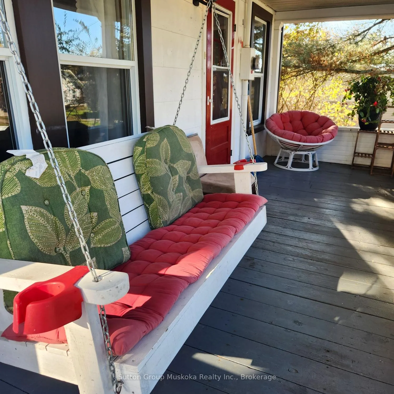 Photo 2 of 142 Queen Street, Burk's Falls — HOMEH