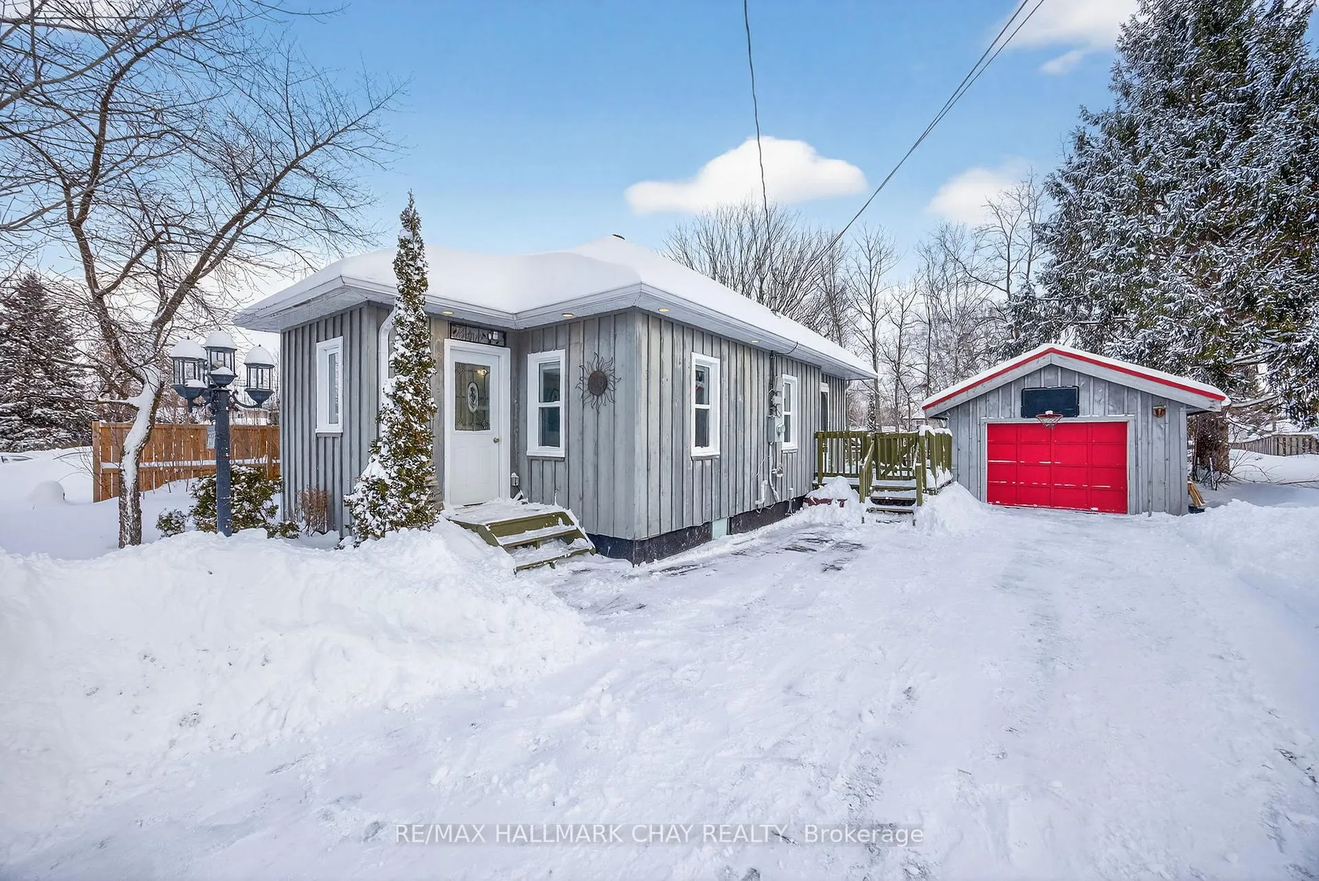 Photo 3 of 323 Bell Street, Tay, Port McNicoll — HOMEH