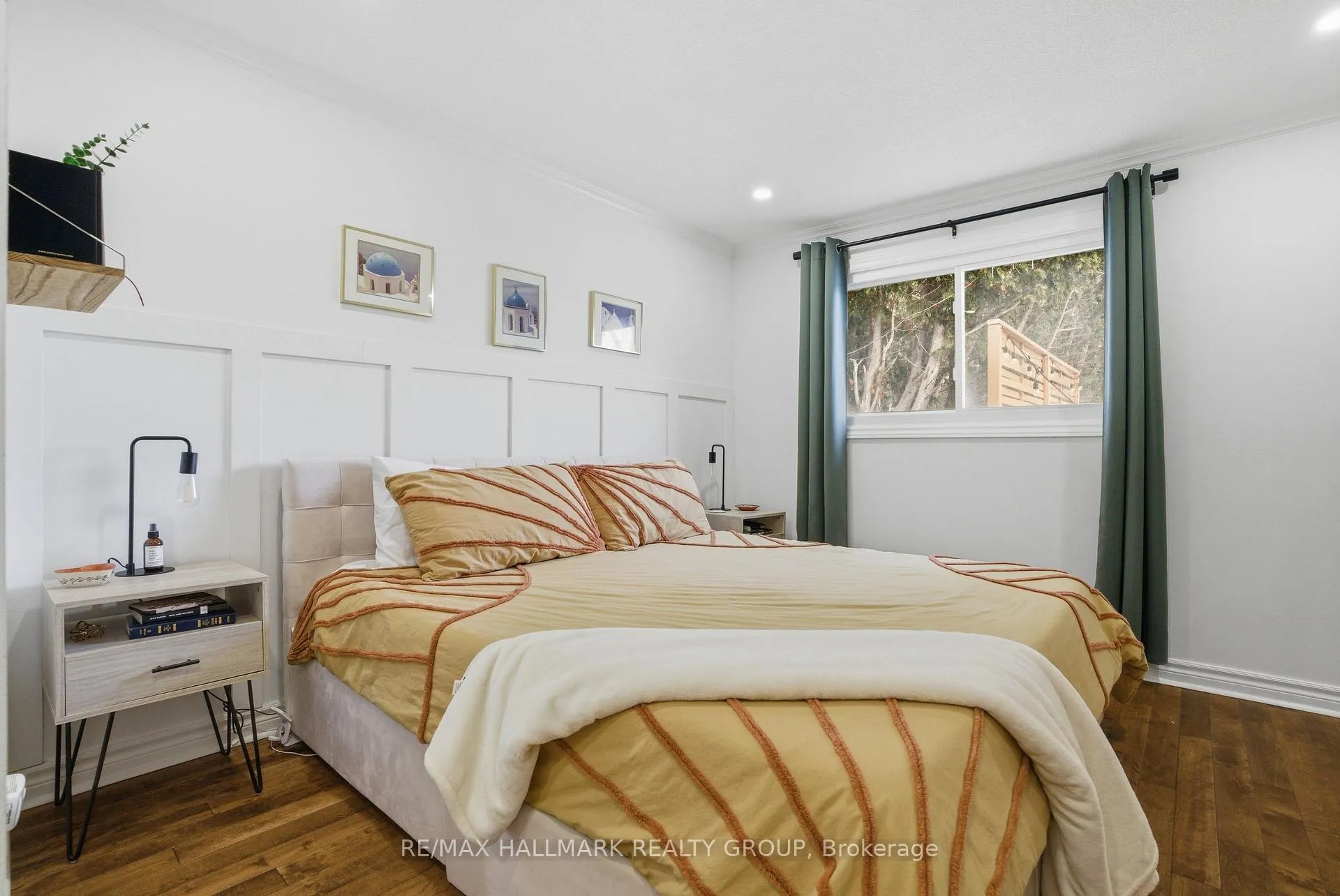Photo 15 of 24 Binscarth Crescent, Ottawa, Kanata - Glencairn/Hazeldean — HOMEH