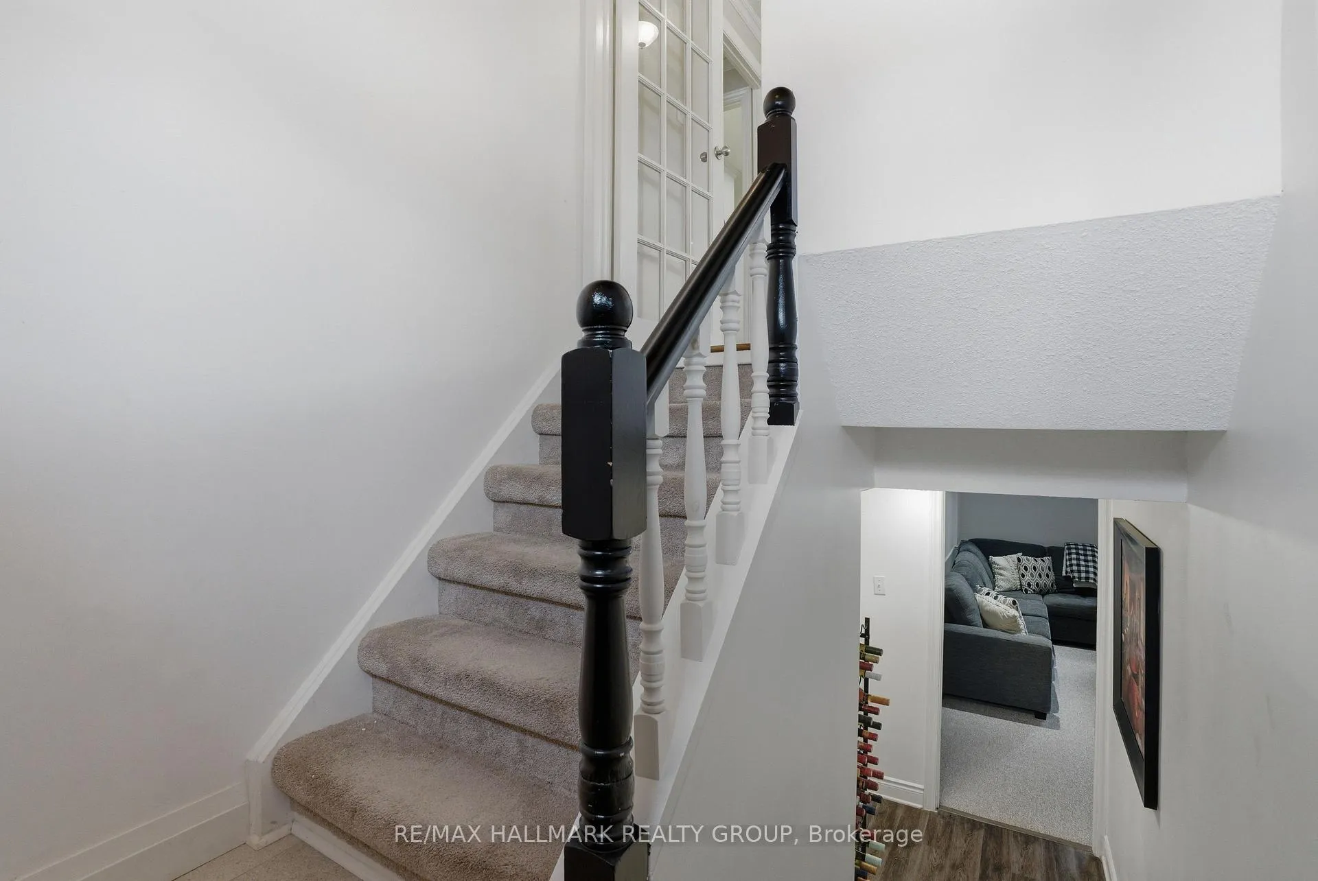 Photo 19 of 24 Binscarth Crescent, Ottawa, Kanata - Glencairn/Hazeldean — HOMEH