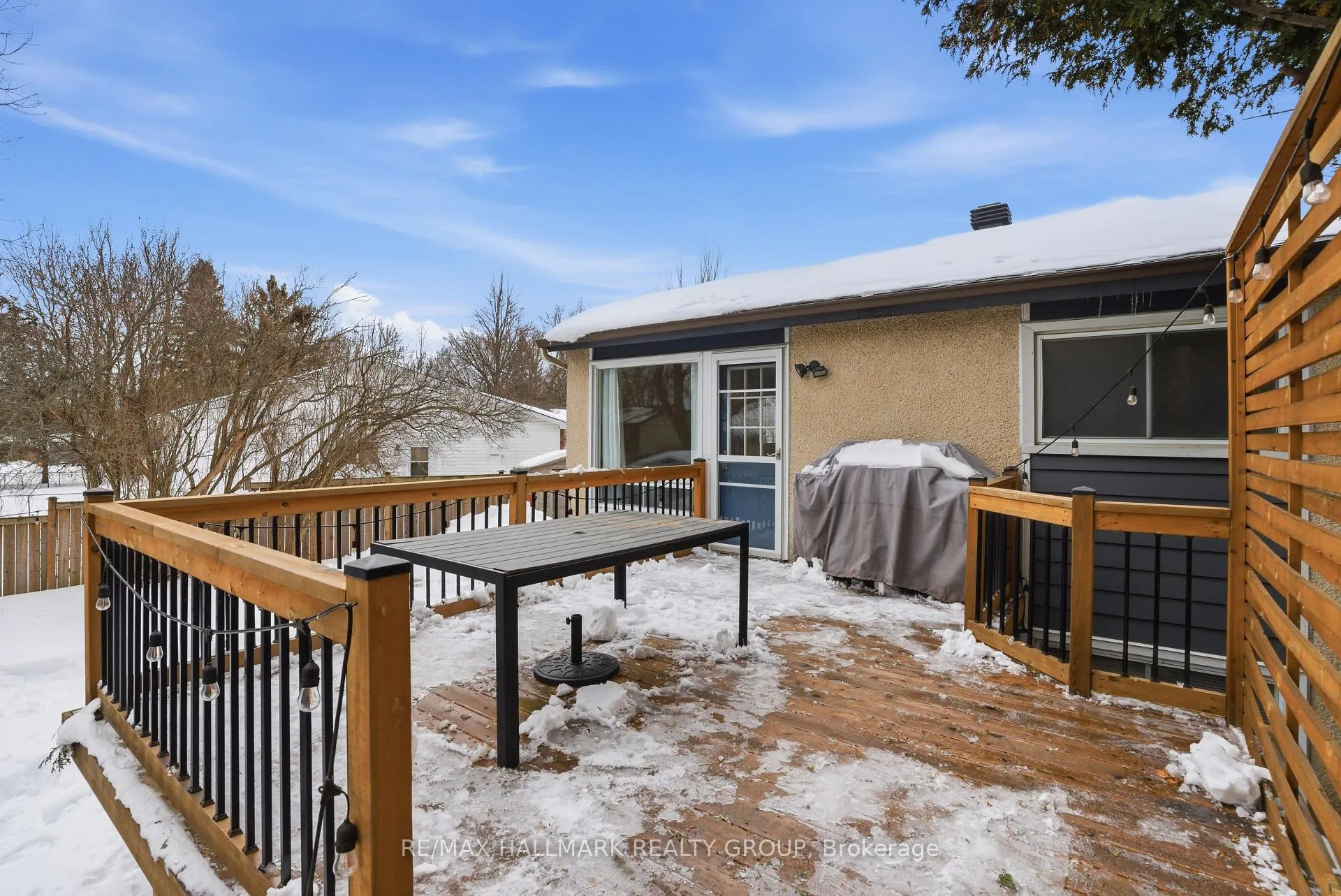 Photo 30 of 24 Binscarth Crescent, Ottawa, Kanata - Glencairn/Hazeldean — HOMEH