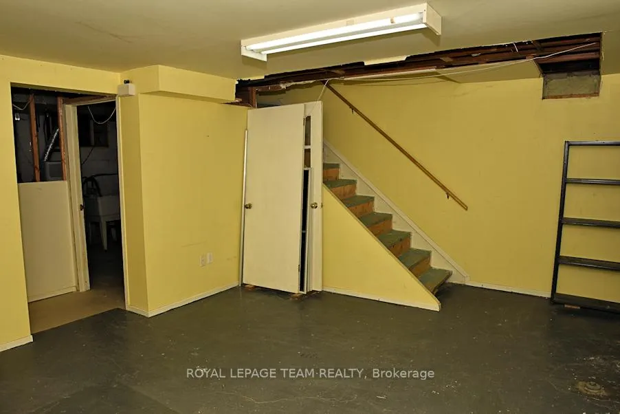 Photo 30 of 1305 Kingston Avenue, Ottawa, Carlington — HOMEH