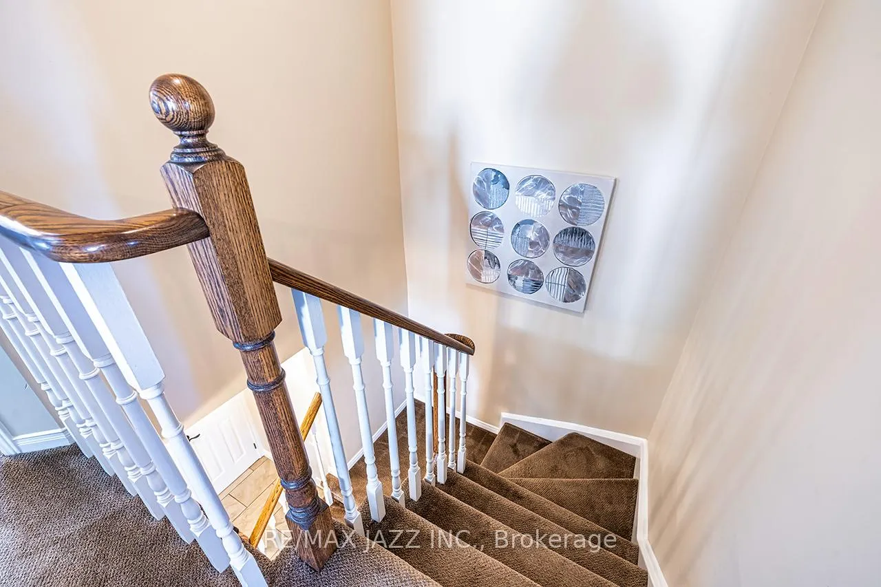 Photo 28 of 78 Bonnycastle Drive, Clarington, Bowmanville — HOMEH