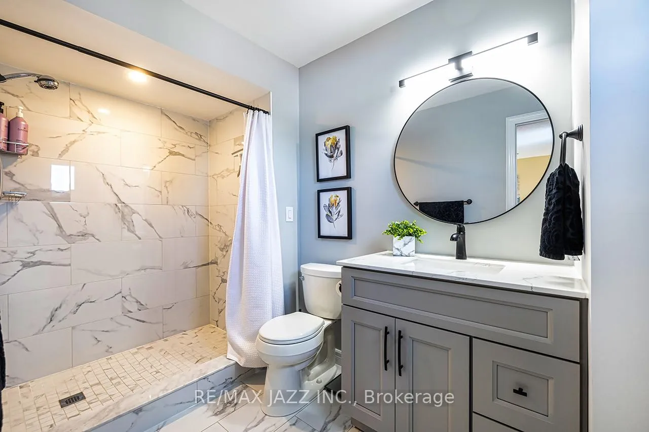 Photo 30 of 78 Bonnycastle Drive, Clarington, Bowmanville — HOMEH