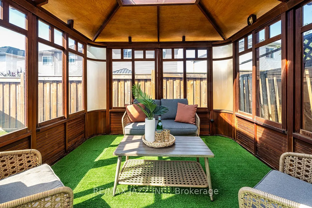 Photo 45 of 78 Bonnycastle Drive, Clarington, Bowmanville — HOMEH