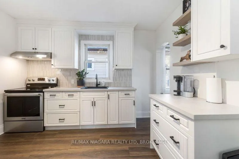 Photo 1 of 22 Bertram Street, St. Catharines, E. Chester — HOMEH