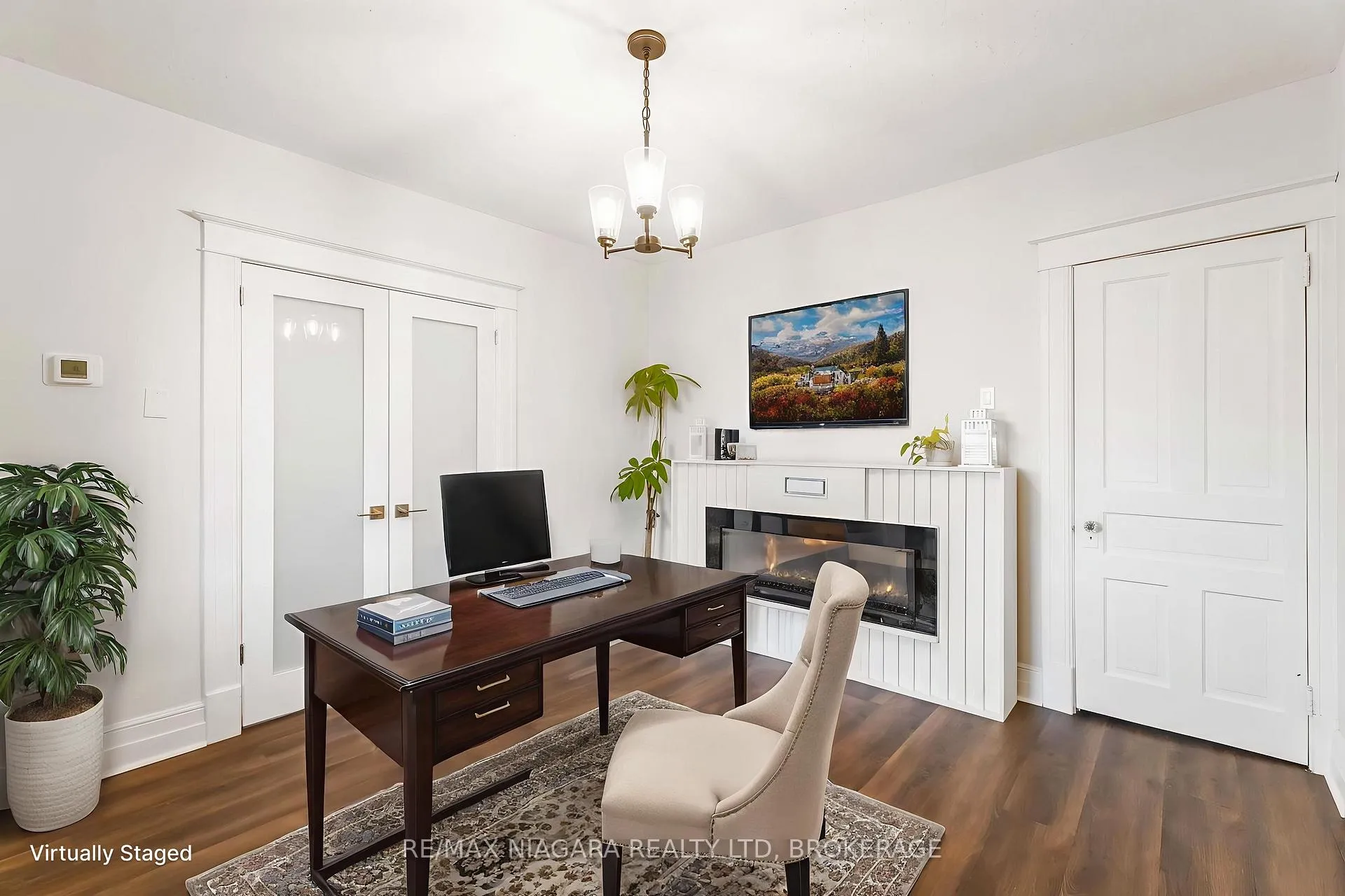 Photo 9 of 22 Bertram Street, St. Catharines, E. Chester — HOMEH