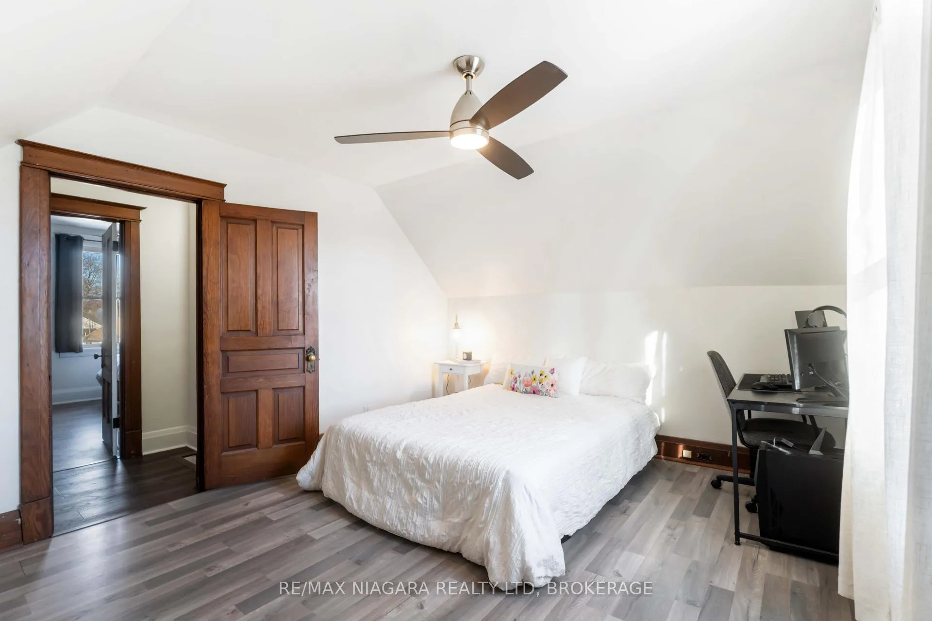 Photo 12 of 22 Bertram Street, St. Catharines, E. Chester — HOMEH