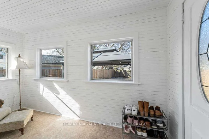 Photo 16 of 22 Bertram Street, St. Catharines, E. Chester — HOMEH