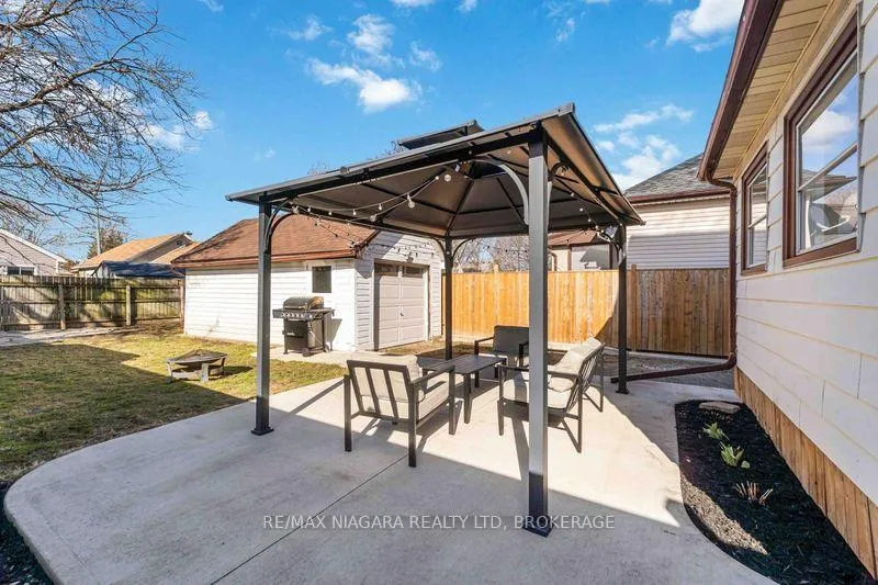 Photo 18 of 22 Bertram Street, St. Catharines, E. Chester — HOMEH