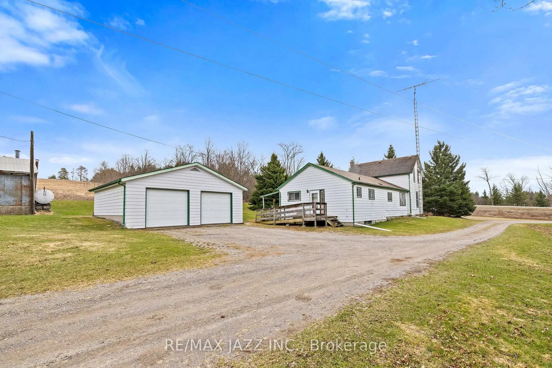 Photo 33 of 3070 Taunton Road E, Clarington, Rural Clarington — HOMEH