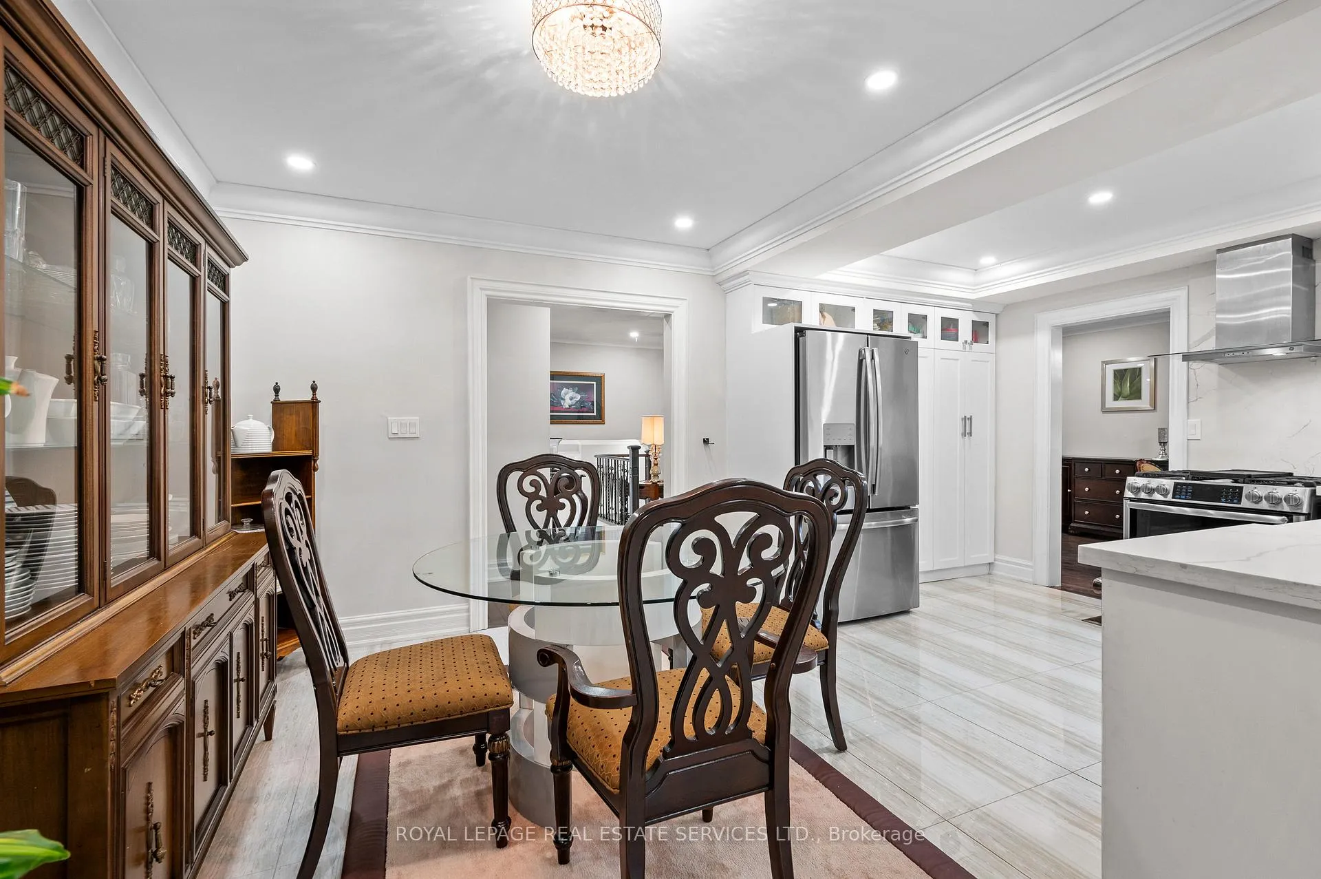 Photo 14 of 23 Hillside Drive, Brampton, Westgate — HOMEH