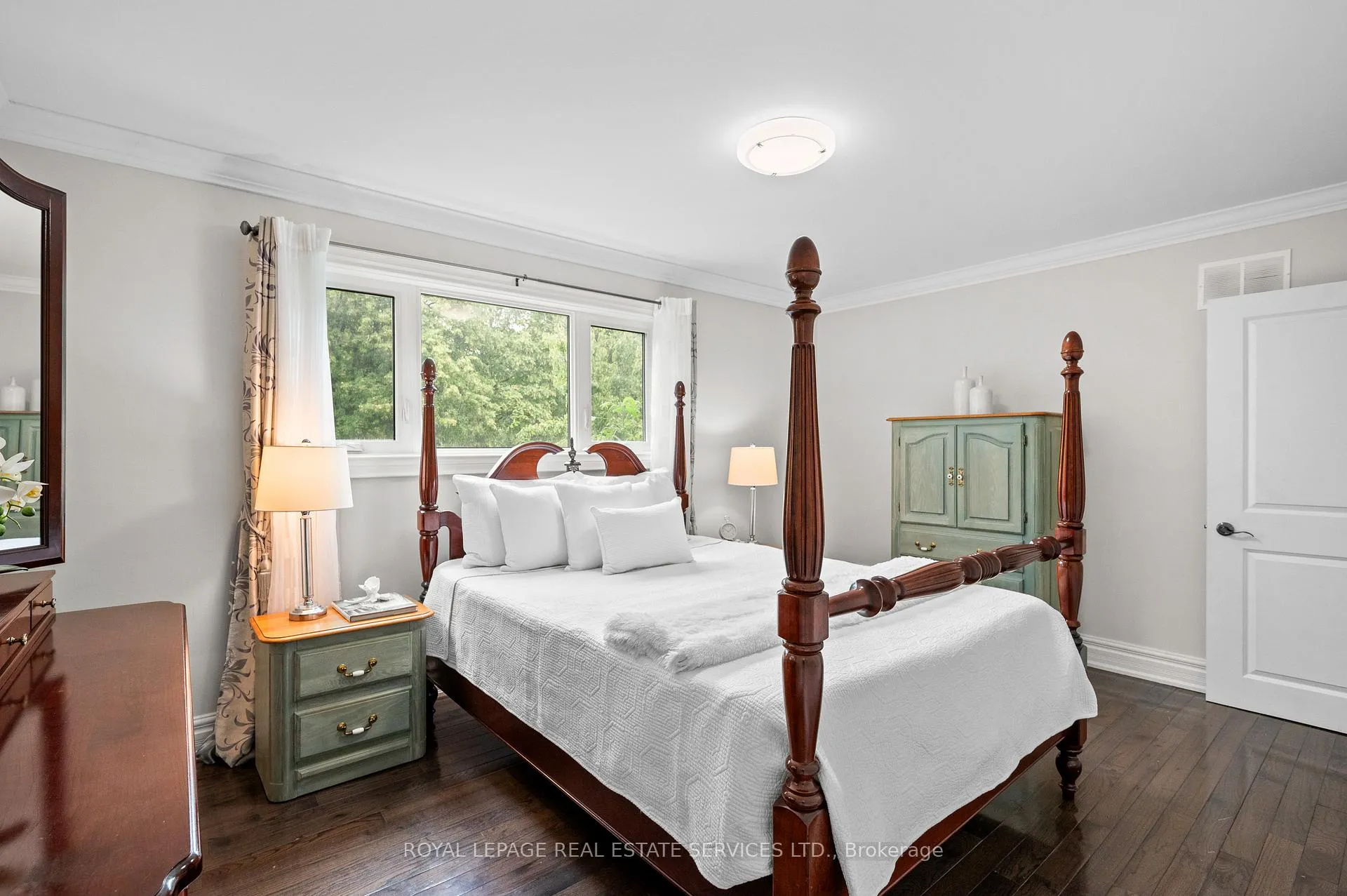 Photo 22 of 23 Hillside Drive, Brampton, Westgate — HOMEH