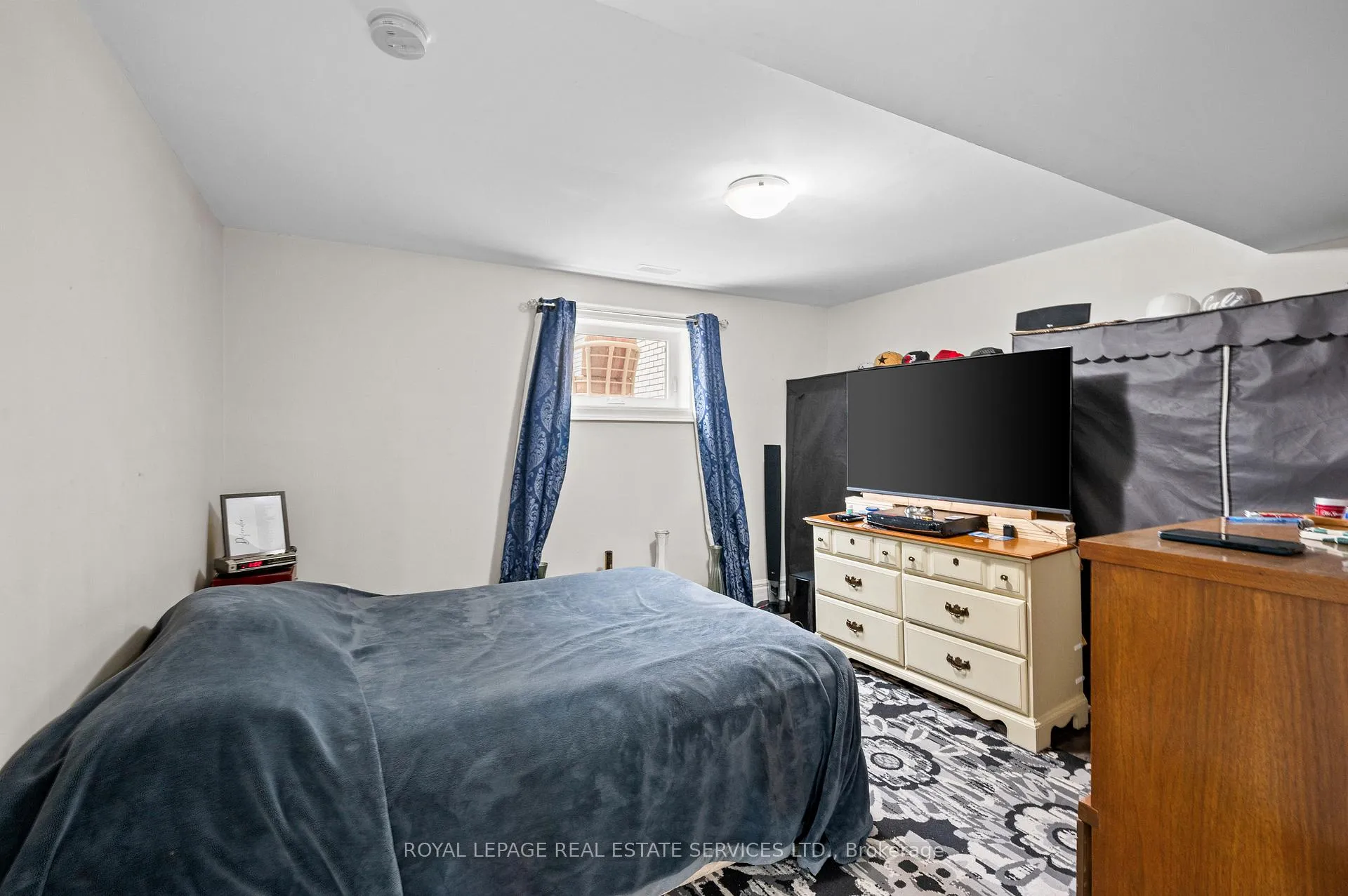 Photo 38 of 23 Hillside Drive, Brampton, Westgate — HOMEH