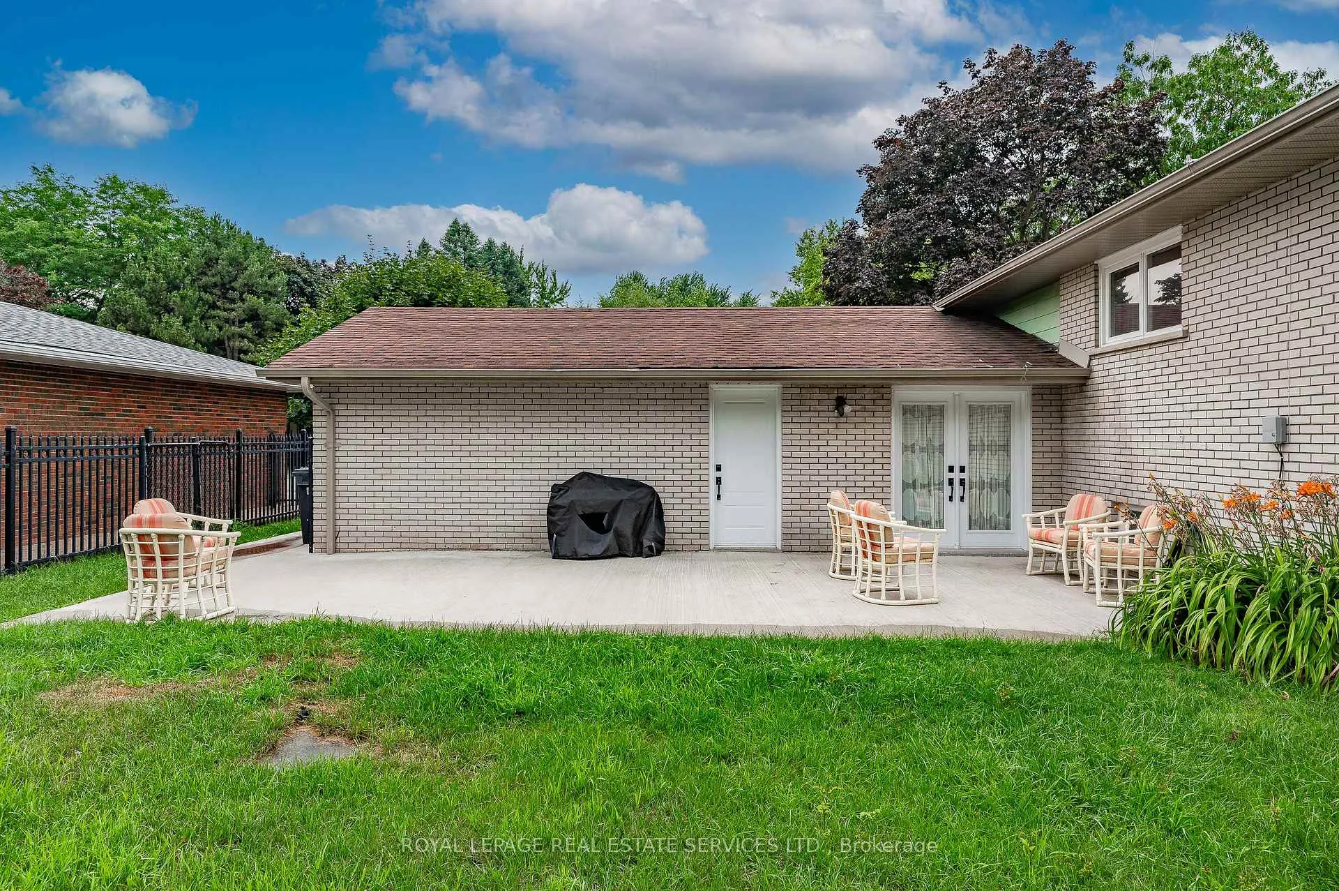 Photo 42 of 23 Hillside Drive, Brampton, Westgate — HOMEH