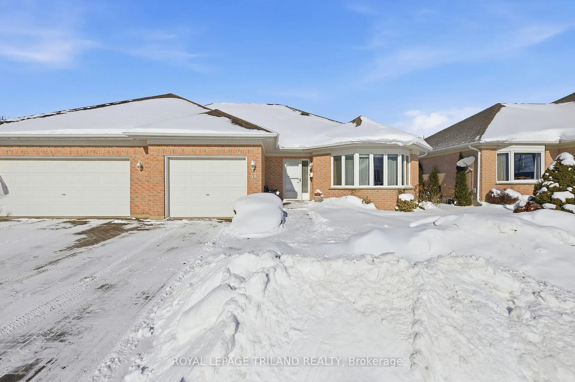 Photo 2 of 45 Ilderbrook Circle, Middlesex Centre, Ilderton — HOMEH