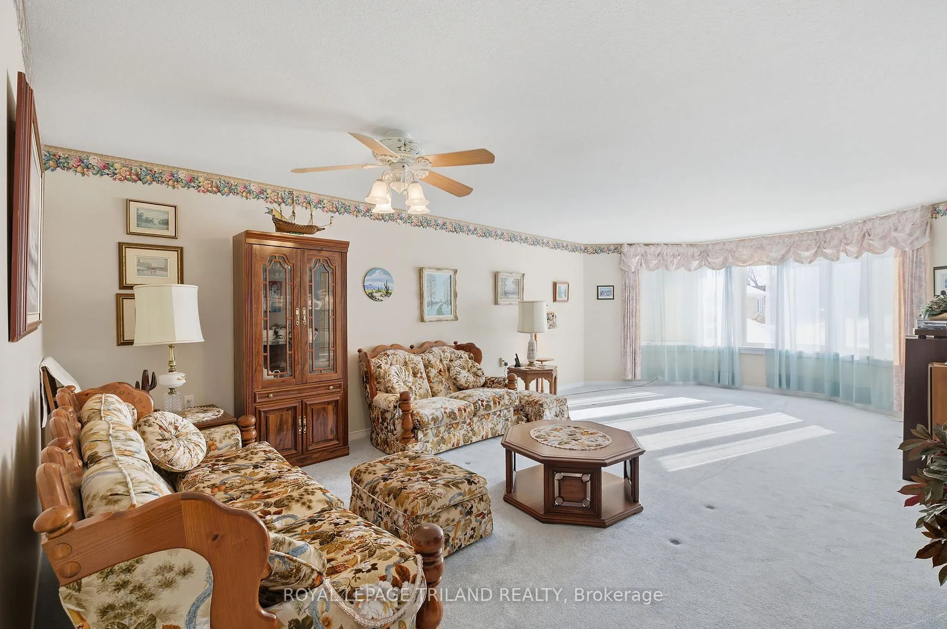 Photo 12 of 45 Ilderbrook Circle, Middlesex Centre, Ilderton — HOMEH
