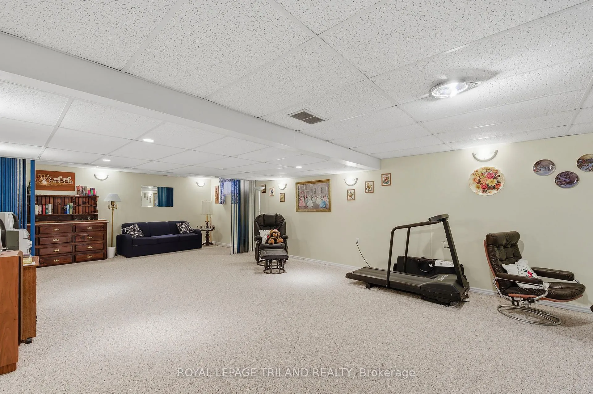 Photo 36 of 45 Ilderbrook Circle, Middlesex Centre, Ilderton — HOMEH