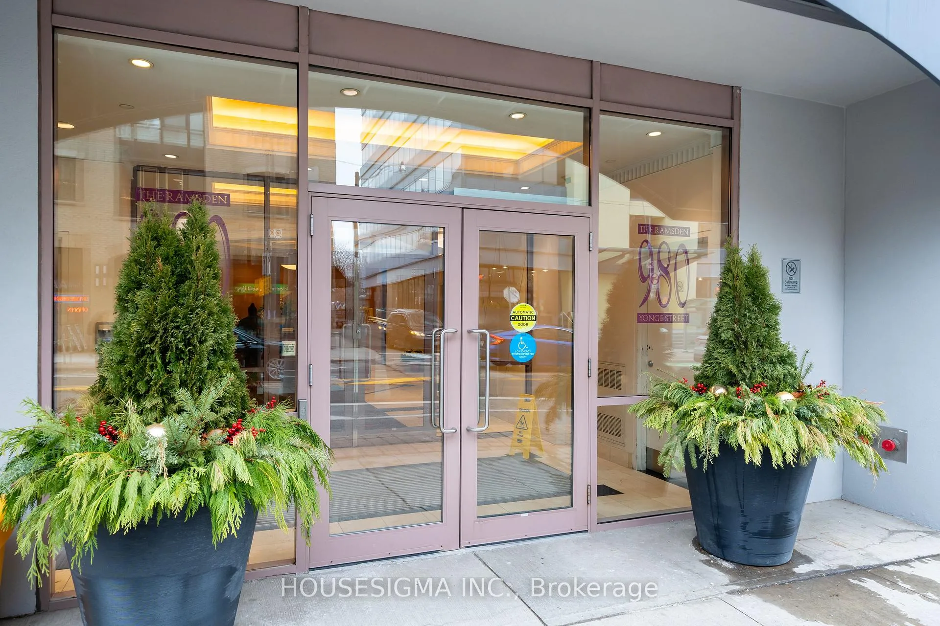 Photo 2 of Unit 414, 980 Yonge Street, Toronto, The Annex — HOMEH