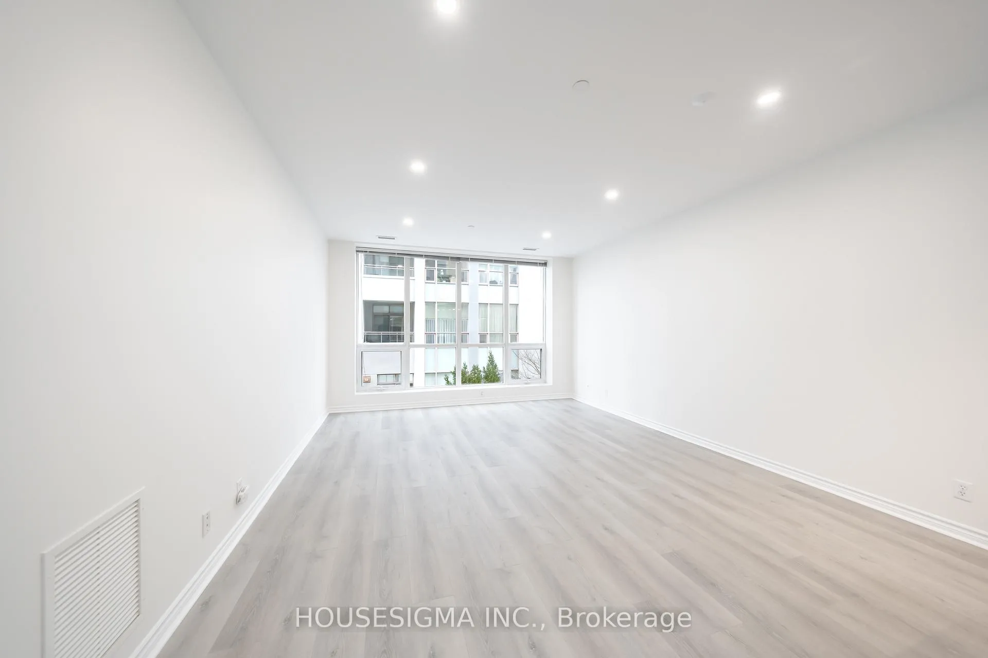 Photo 5 of Unit 414, 980 Yonge Street, Toronto, The Annex — HOMEH