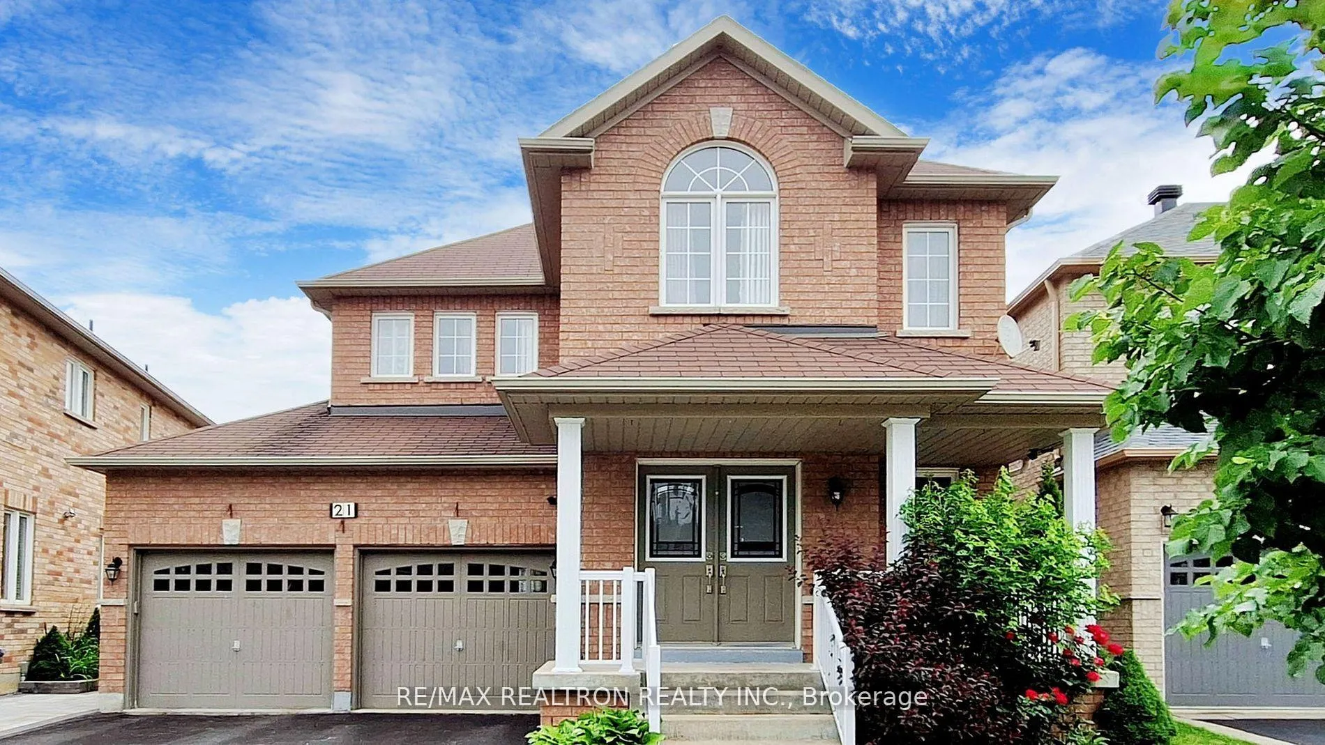 Photo 1 of 21 Peterkin Road, Markham, Greensborough — HOMEH