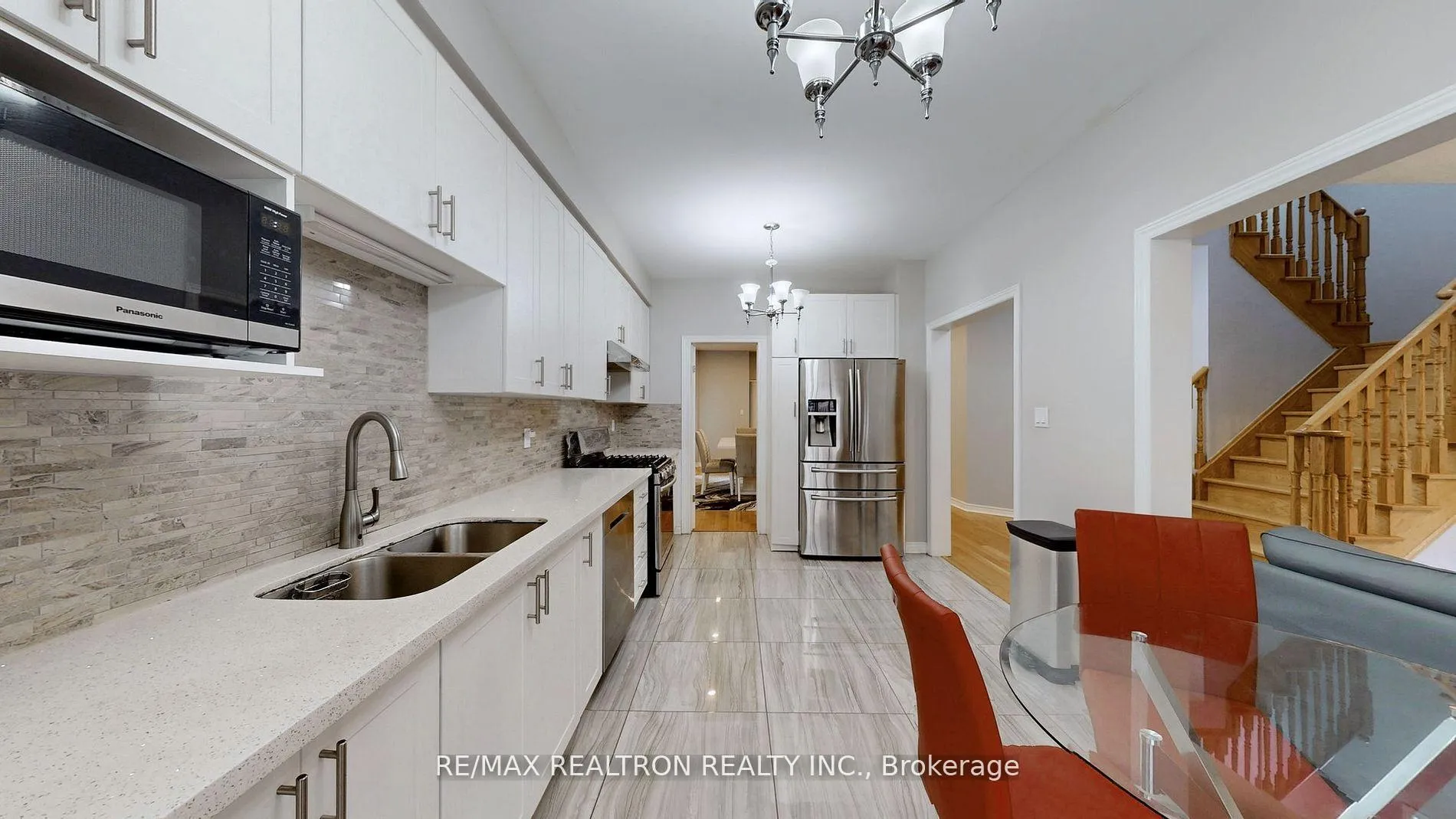 Photo 5 of 21 Peterkin Road, Markham, Greensborough — HOMEH