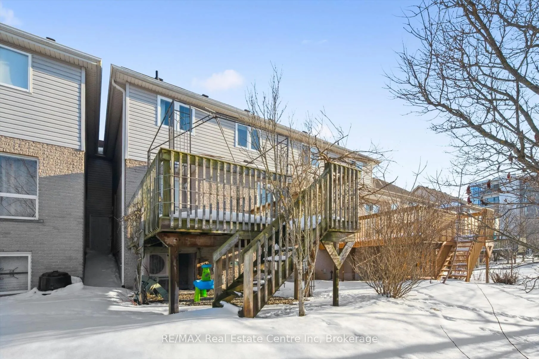 Photo 18 of 12 Eugene Drive, Guelph, Pineridge/Westminster Woods — HOMEH