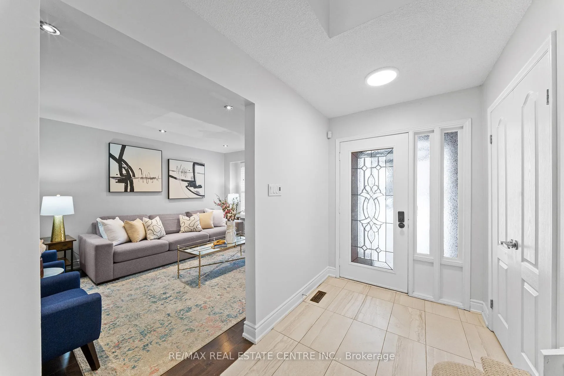 Photo 7 of 19 Jaffa Drive, Brampton, Northgate — HOMEH