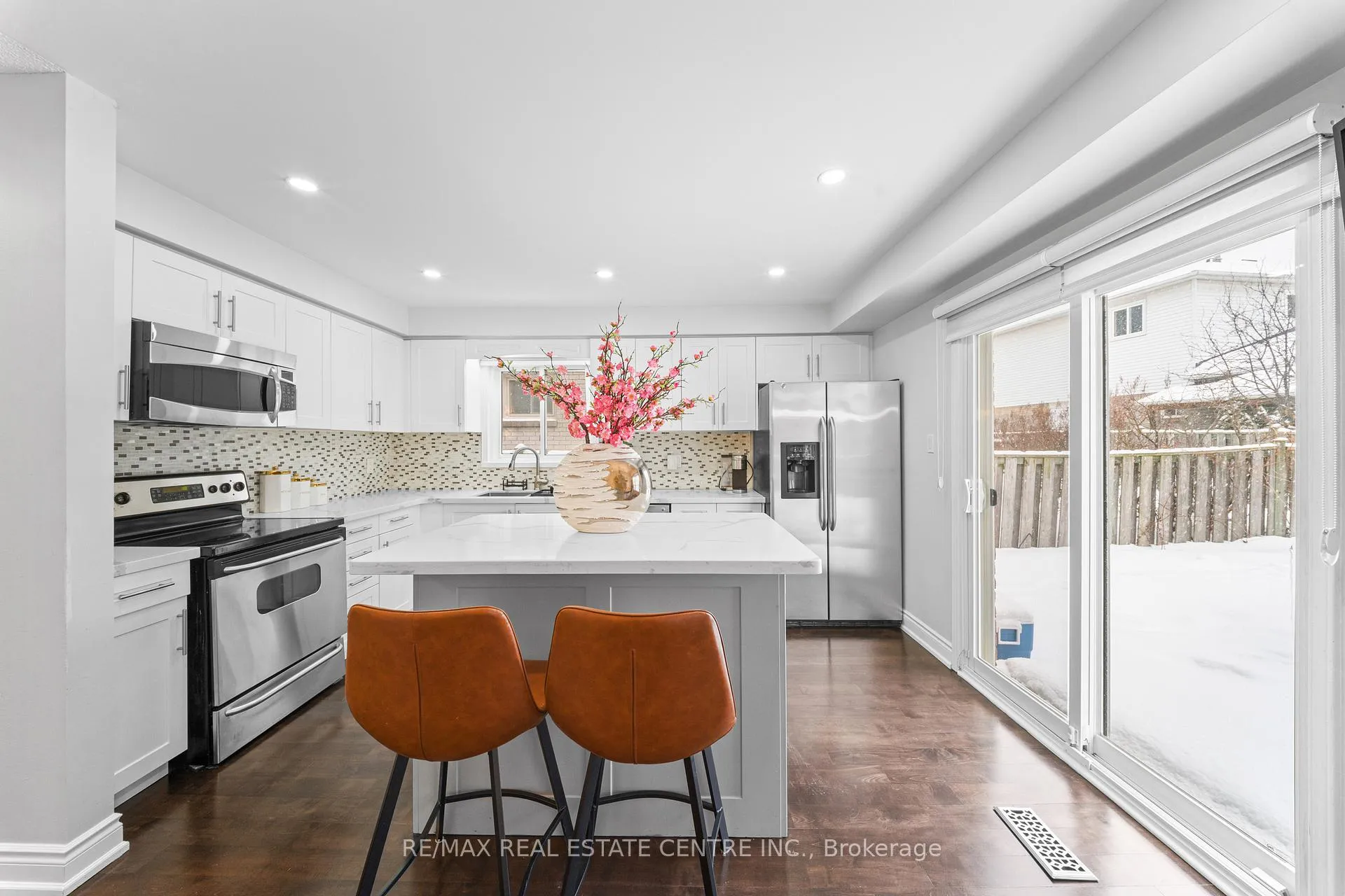 Photo 12 of 19 Jaffa Drive, Brampton, Northgate — HOMEH
