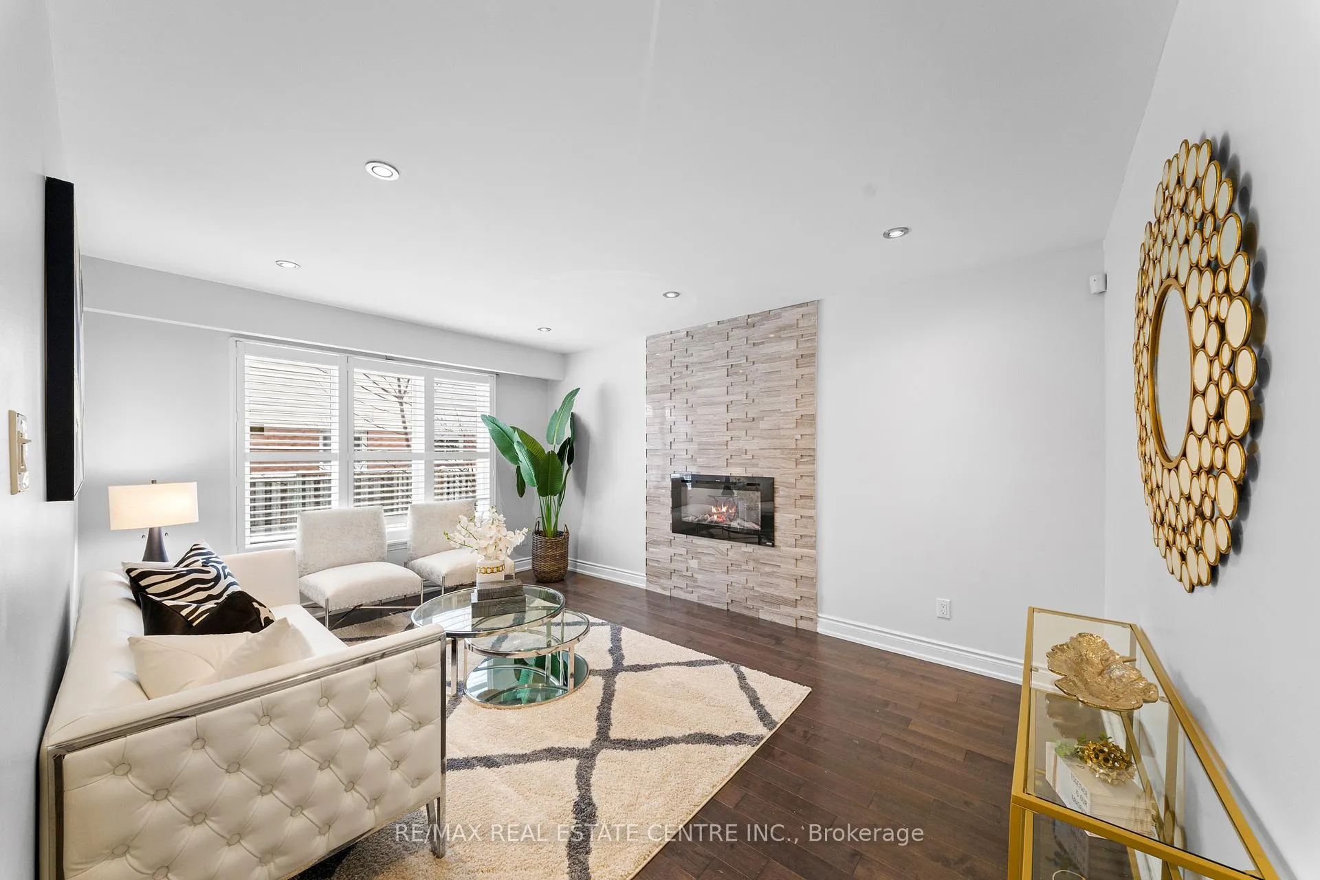 Photo 22 of 19 Jaffa Drive, Brampton, Northgate — HOMEH