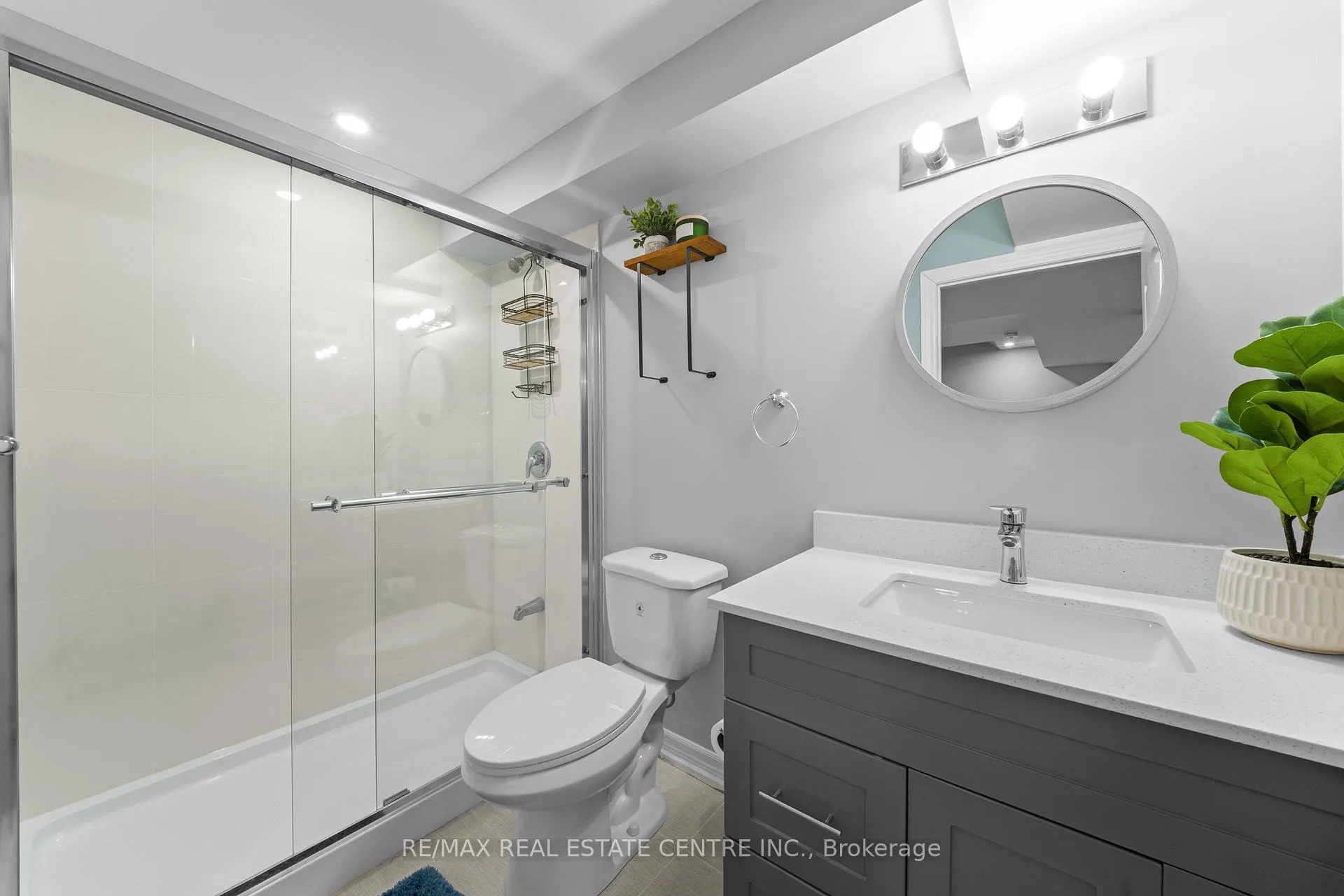 Photo 45 of 19 Jaffa Drive, Brampton, Northgate — HOMEH