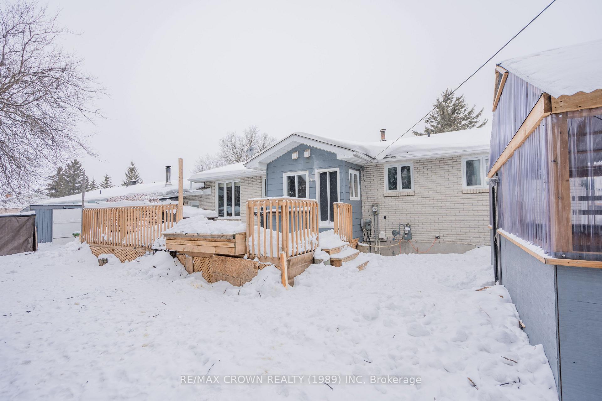 Photo 5 of 11 Hazel Street, Kapuskasing — HOMEH