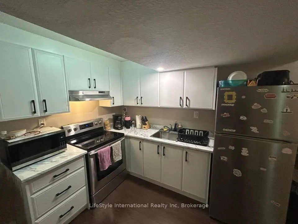 Photo 3 of Unit Lower, 254 Farley Drive, Guelph, Pineridge/Westminster Woods — HOMEH