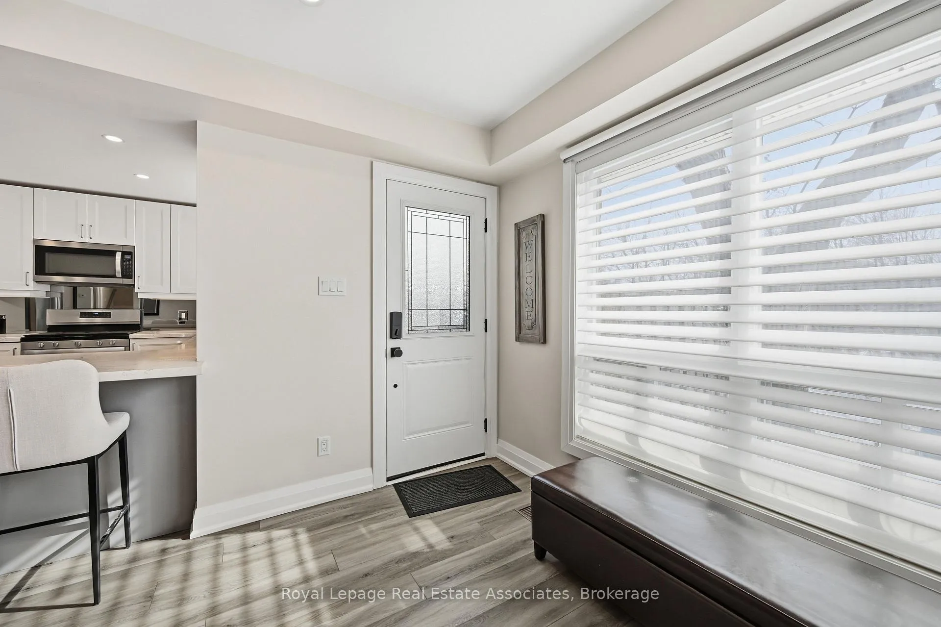 Photo 6 of 489 Timber Lane, Burlington, Appleby — HOMEH