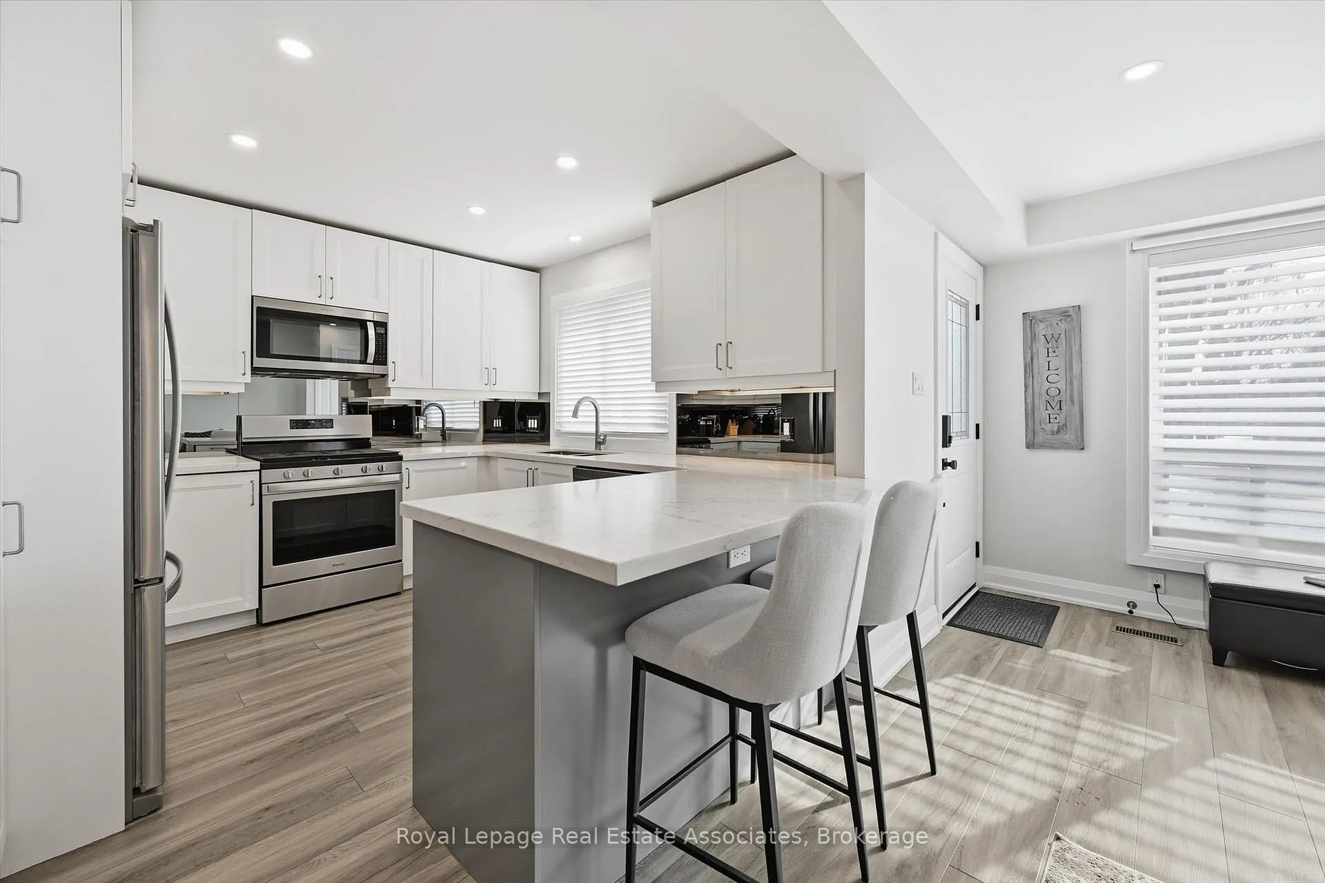 Photo 10 of 489 Timber Lane, Burlington, Appleby — HOMEH