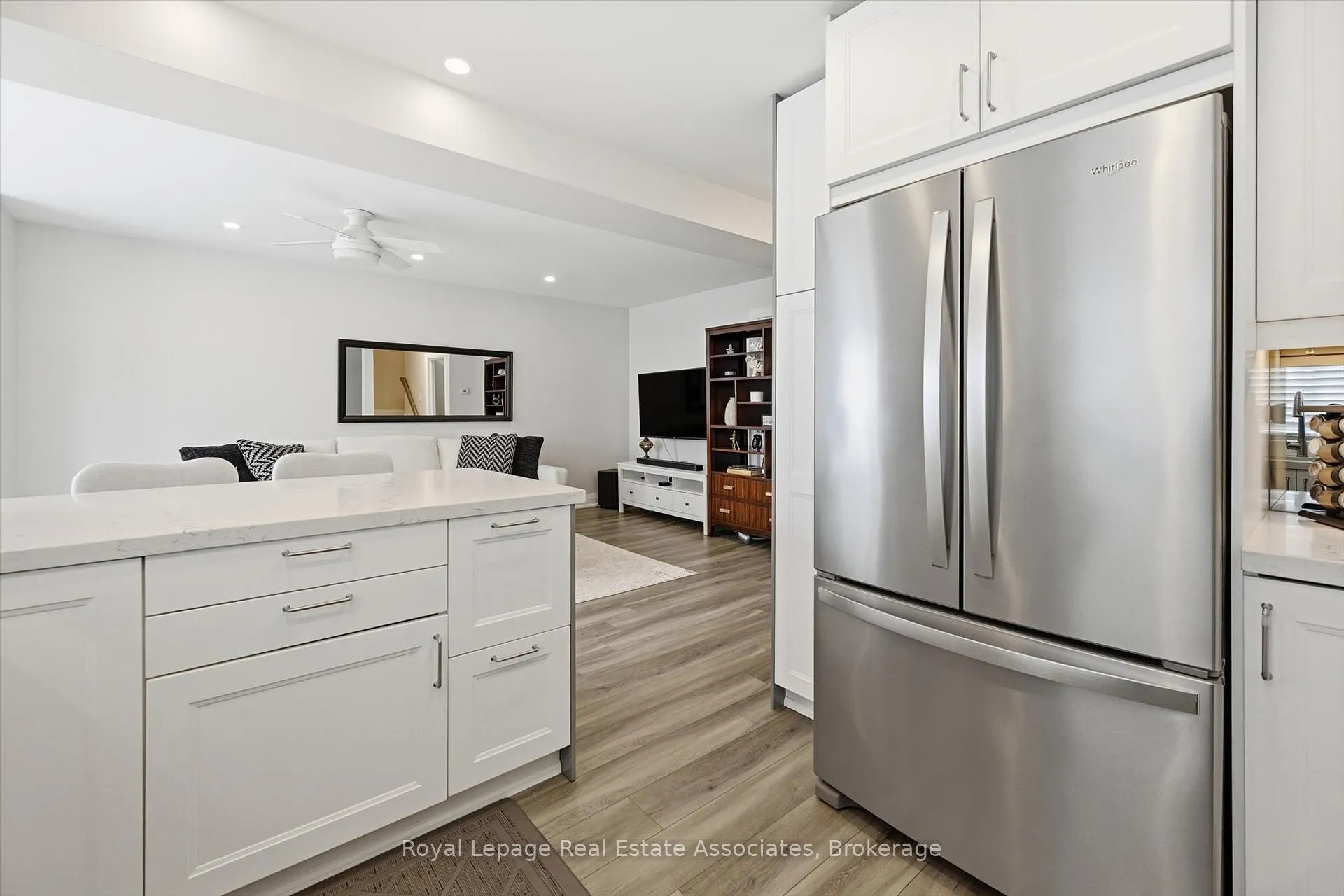 Photo 13 of 489 Timber Lane, Burlington, Appleby — HOMEH