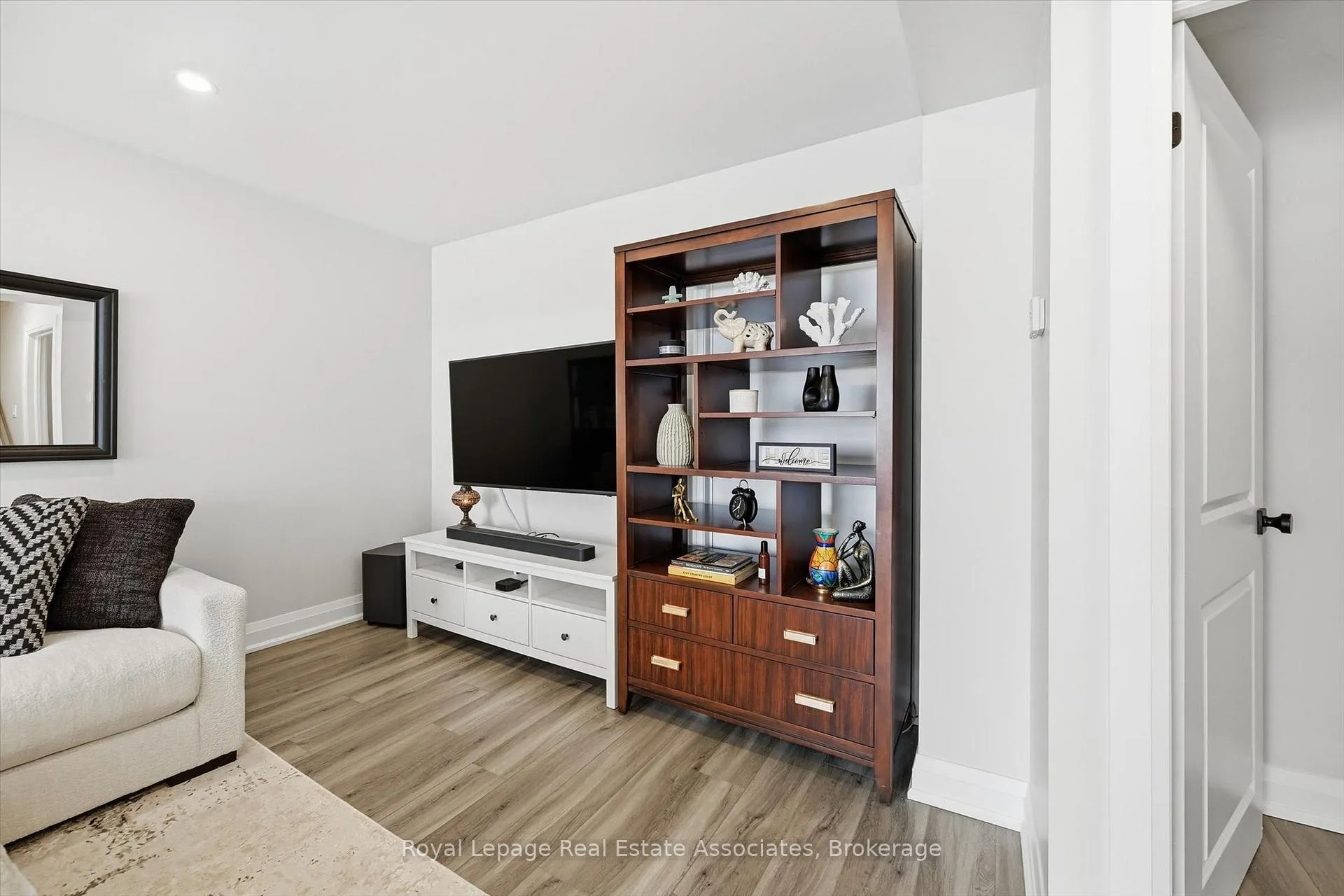 Photo 17 of 489 Timber Lane, Burlington, Appleby — HOMEH