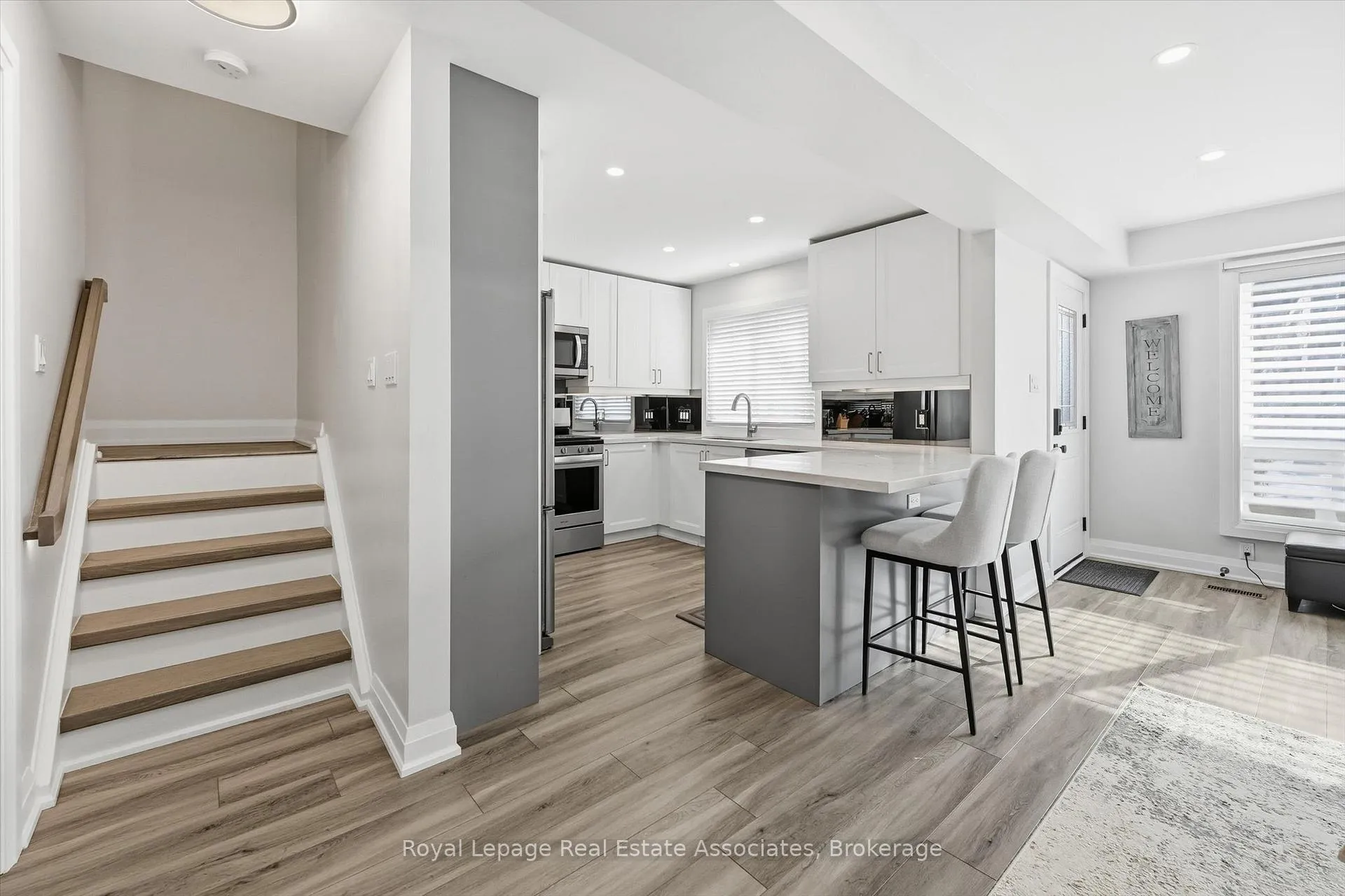 Photo 19 of 489 Timber Lane, Burlington, Appleby — HOMEH