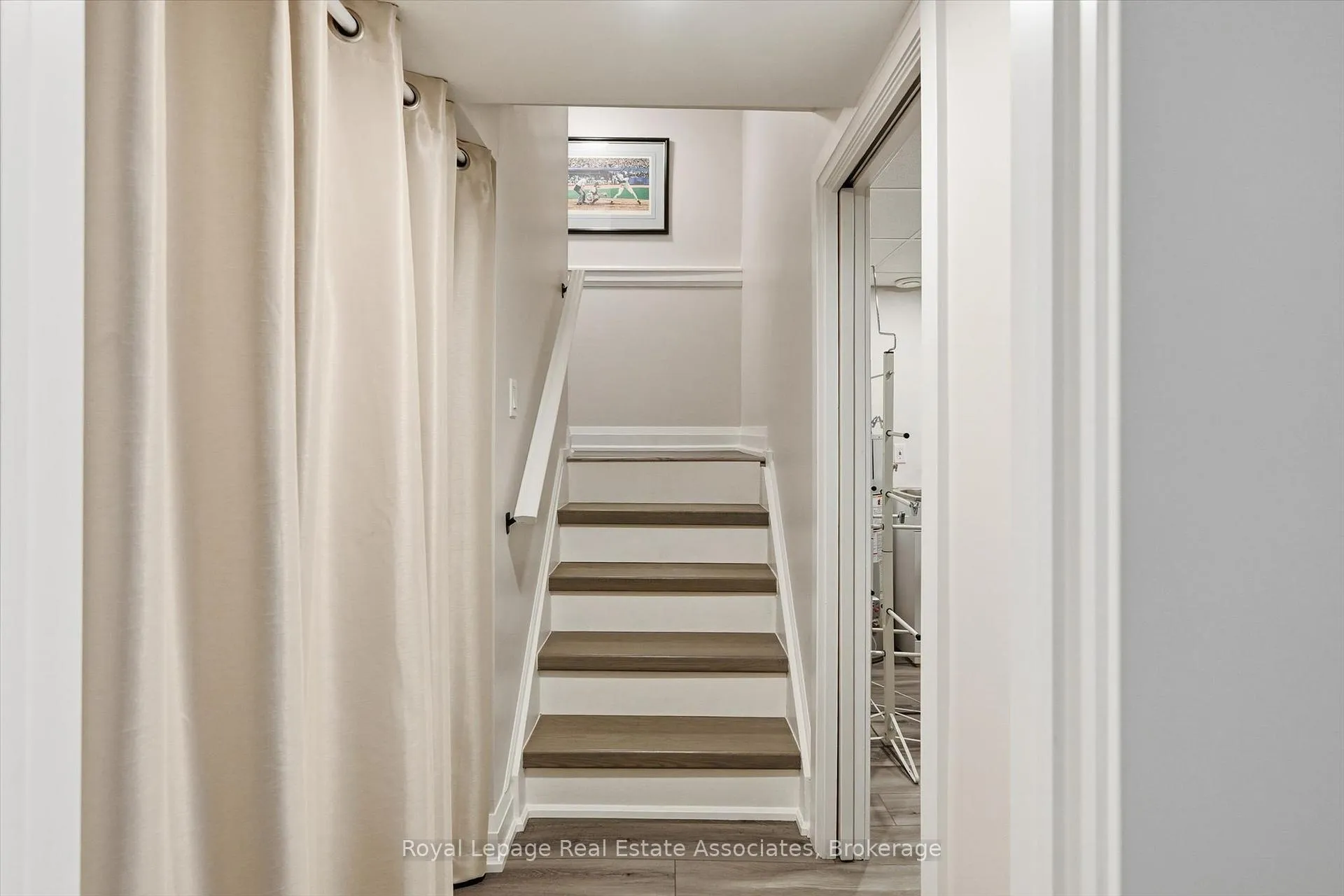 Photo 30 of 489 Timber Lane, Burlington, Appleby — HOMEH