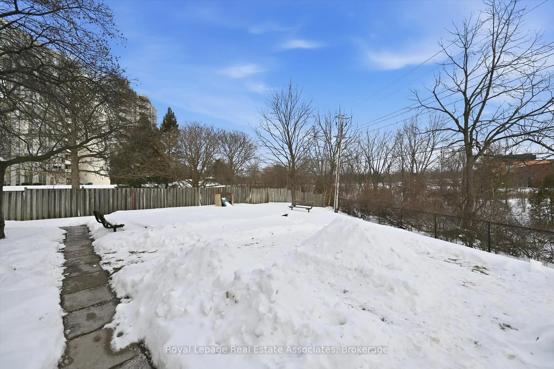 Photo 38 of 489 Timber Lane, Burlington, Appleby — HOMEH