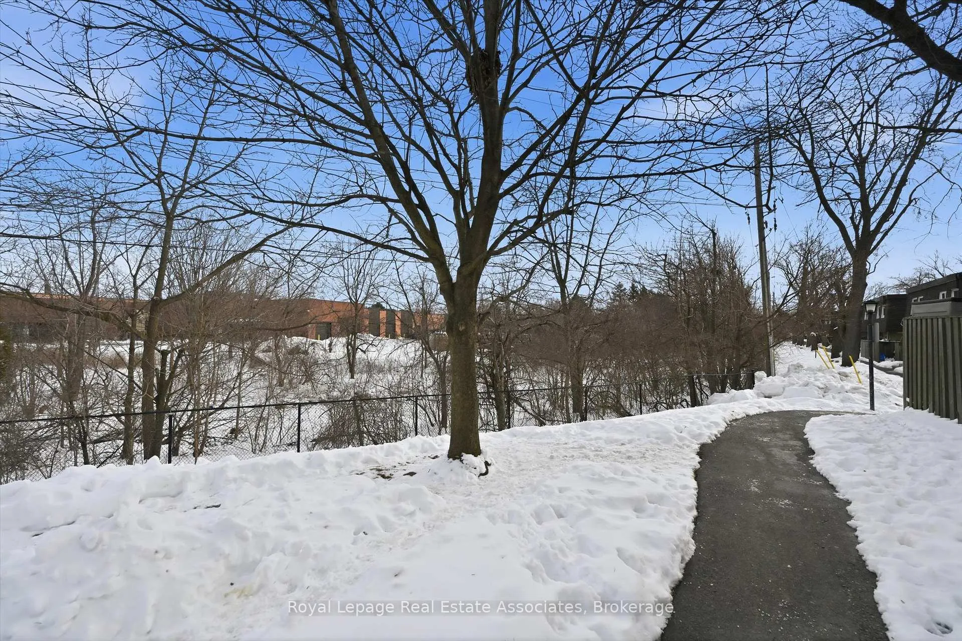 Photo 39 of 489 Timber Lane, Burlington, Appleby — HOMEH