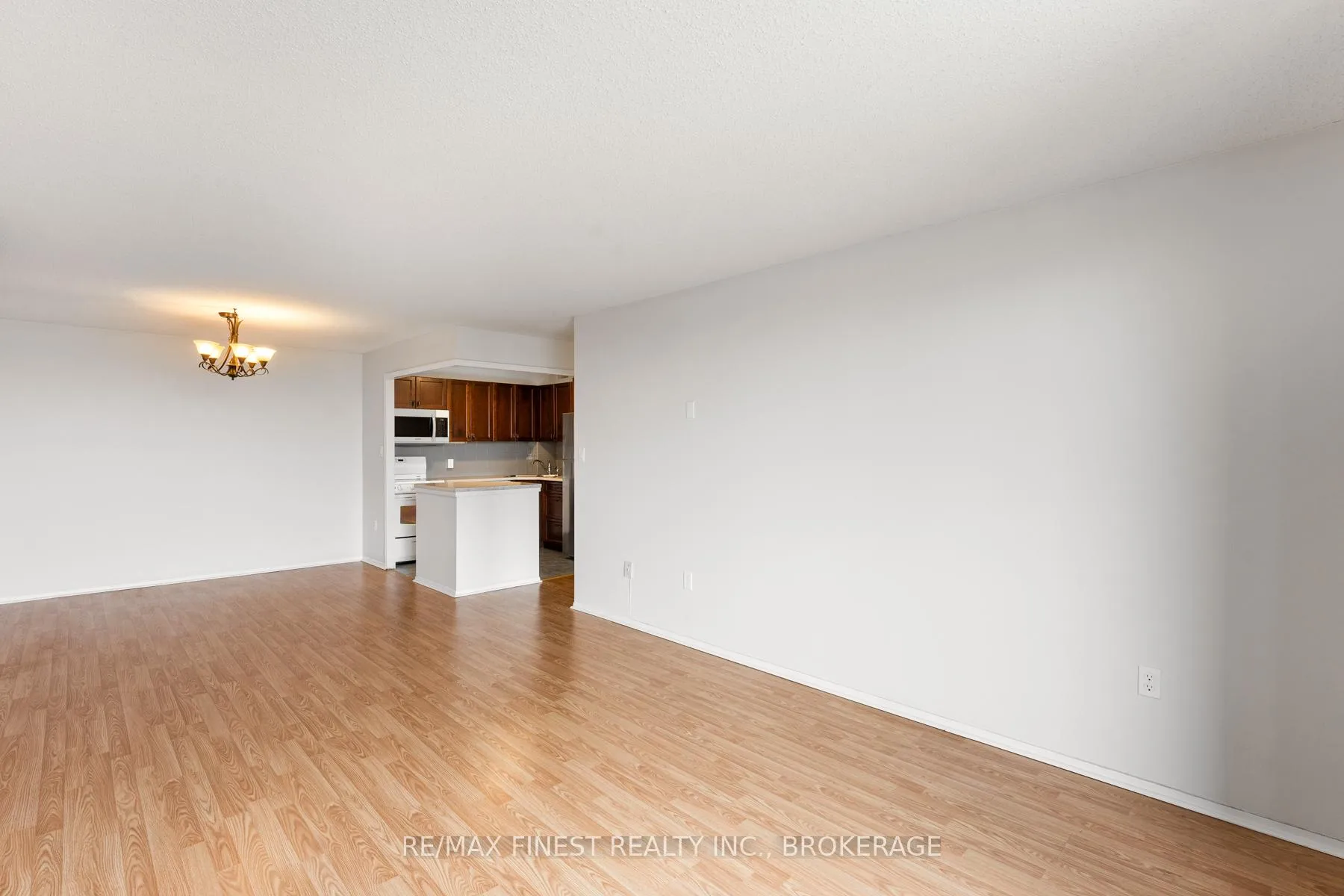 Photo 14 of Unit 508, 120 Barrett Court, Kingston, Kingston East (Incl Barret Crt) — HOMEH
