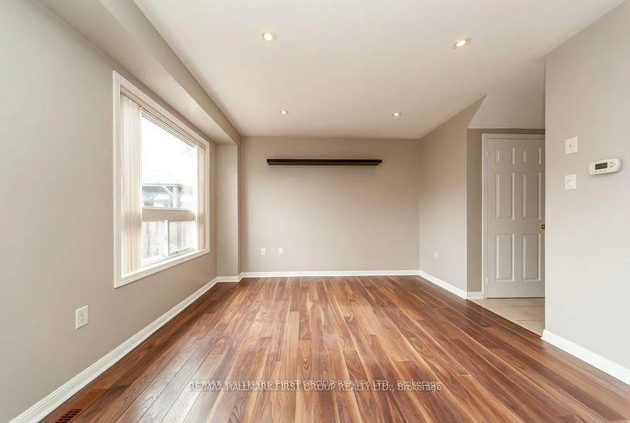 Photo 14 of 17 Robideau Place, Whitby, Pringle Creek — HOMEH