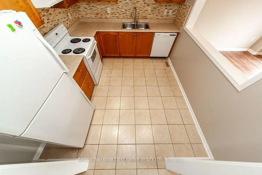 Photo 21 of 17 Robideau Place, Whitby, Pringle Creek — HOMEH