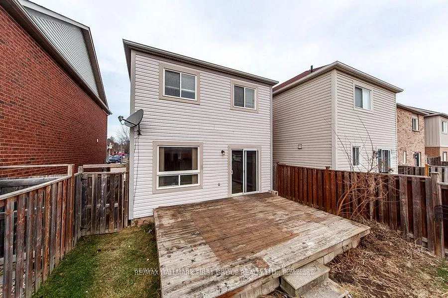 Photo 40 of 17 Robideau Place, Whitby, Pringle Creek — HOMEH