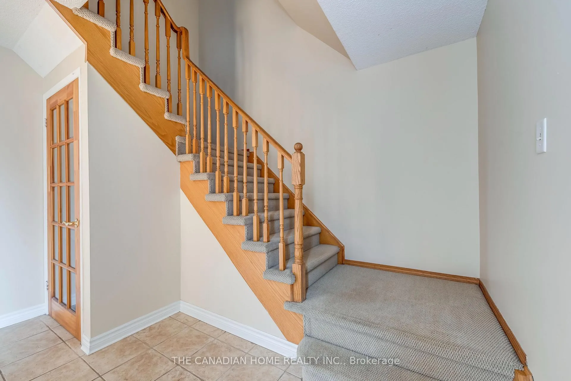 Photo 8 of 142 Dumfries Avenue, Brampton, Heart Lake West — HOMEH