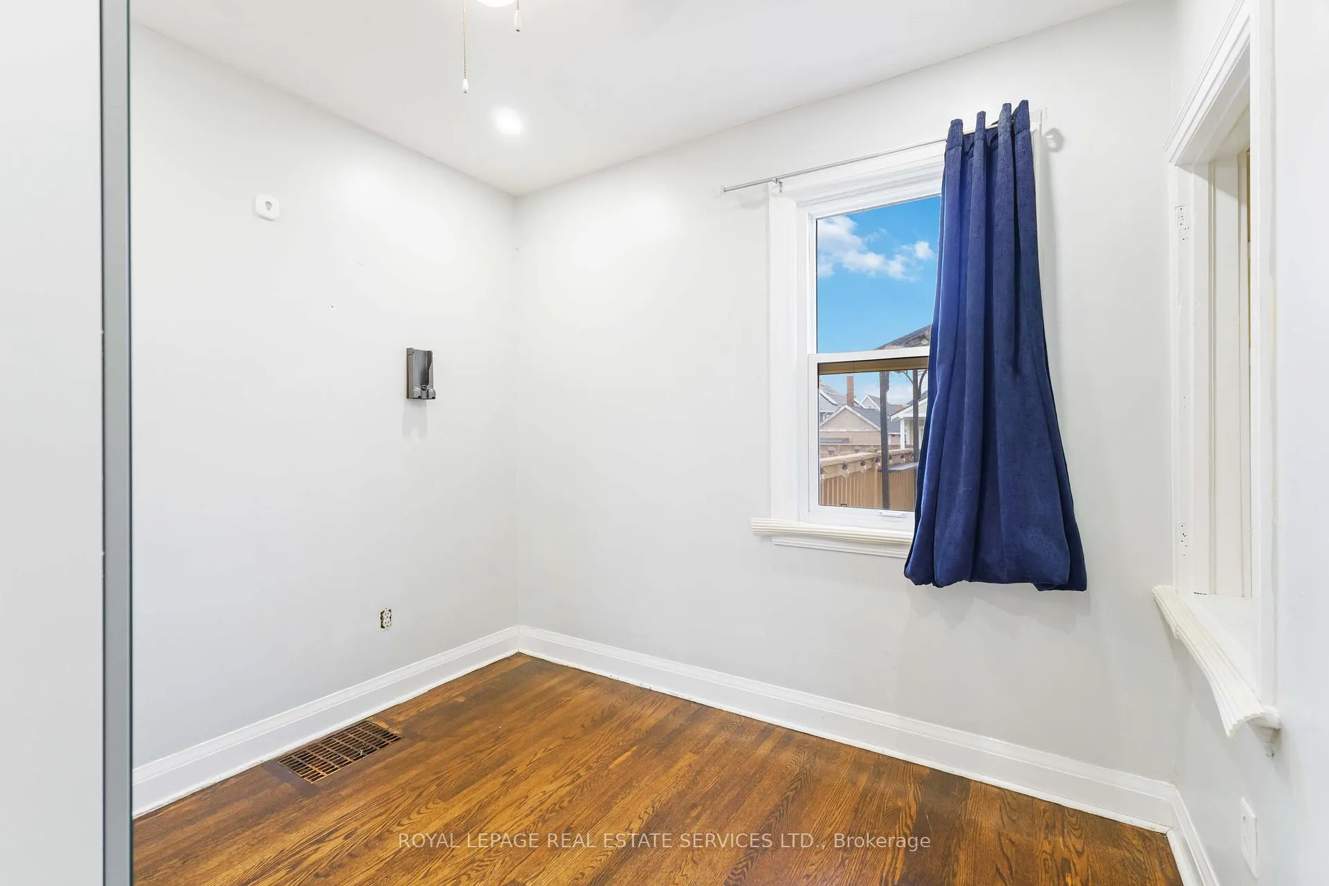 Photo 13 of 136 Ivon Avenue, Hamilton, Normanhurst — HOMEH