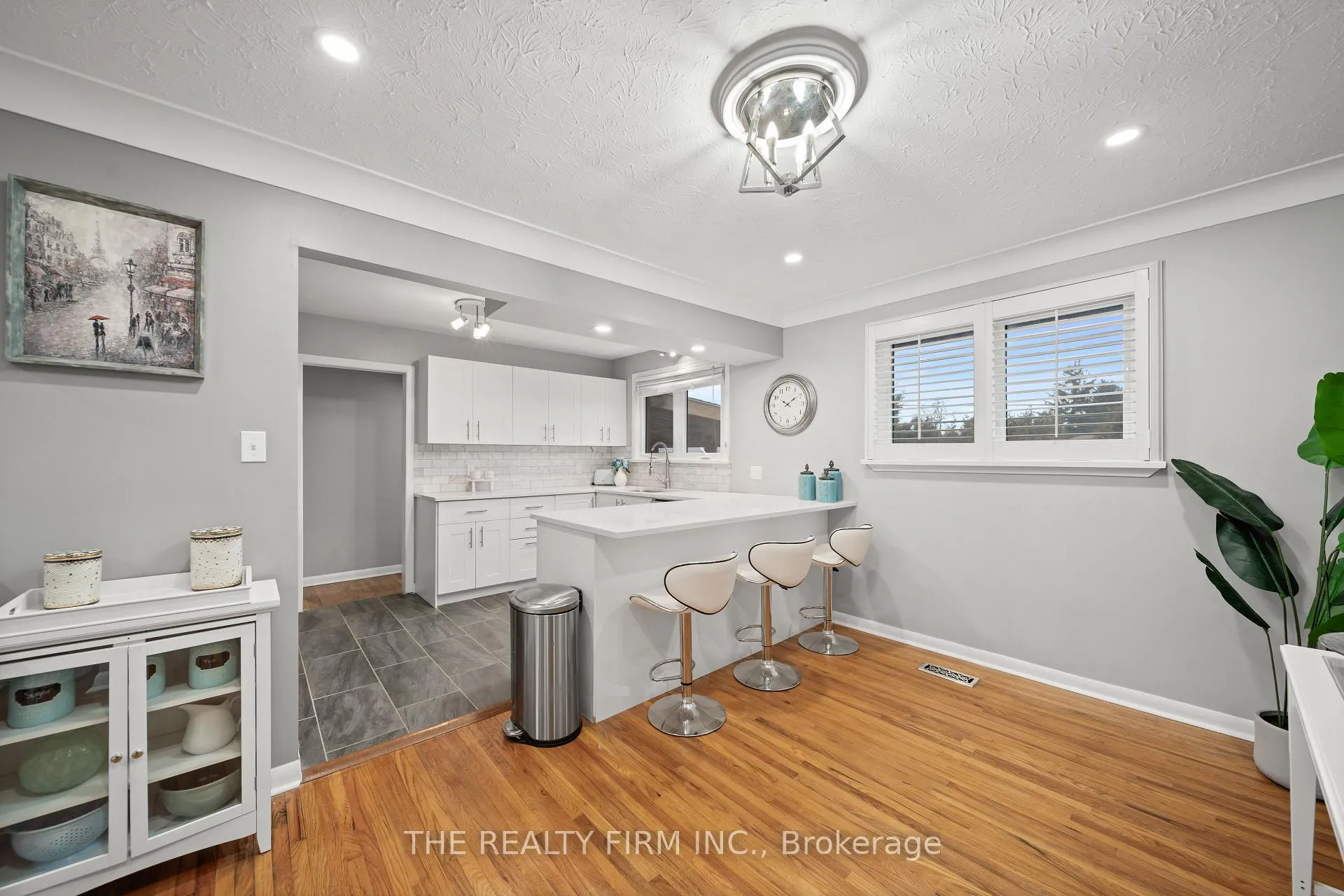 Photo 8 of 5 Montcalm Street N, St. Thomas — HOMEH
