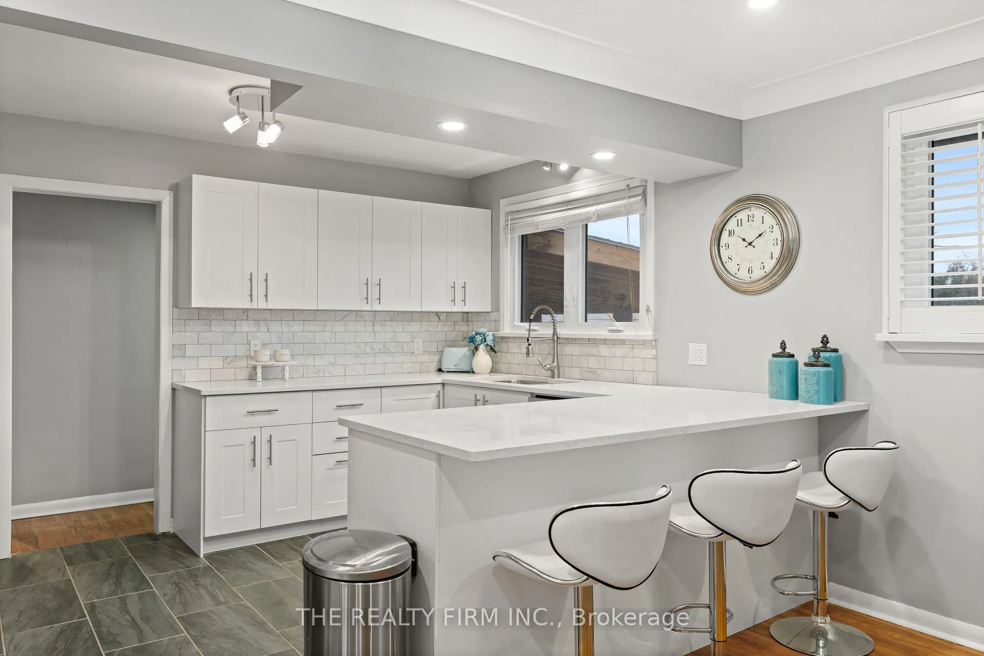 Photo 9 of 5 Montcalm Street N, St. Thomas — HOMEH